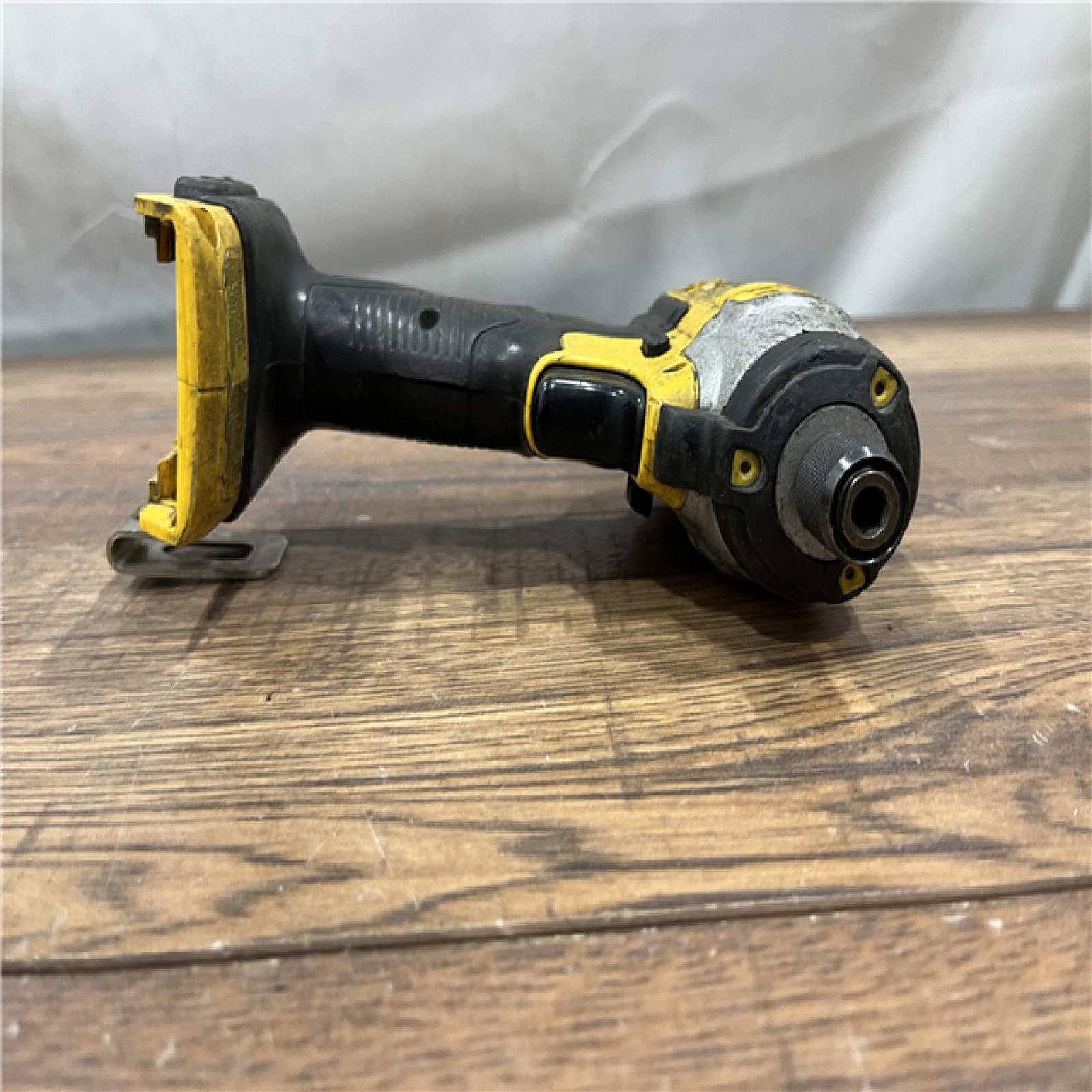 AS-IS DEWALT 20-Volt Maximum XR Cordless Brushless 1/4 in. 3-Speed Impact Driver (Tool-Only)