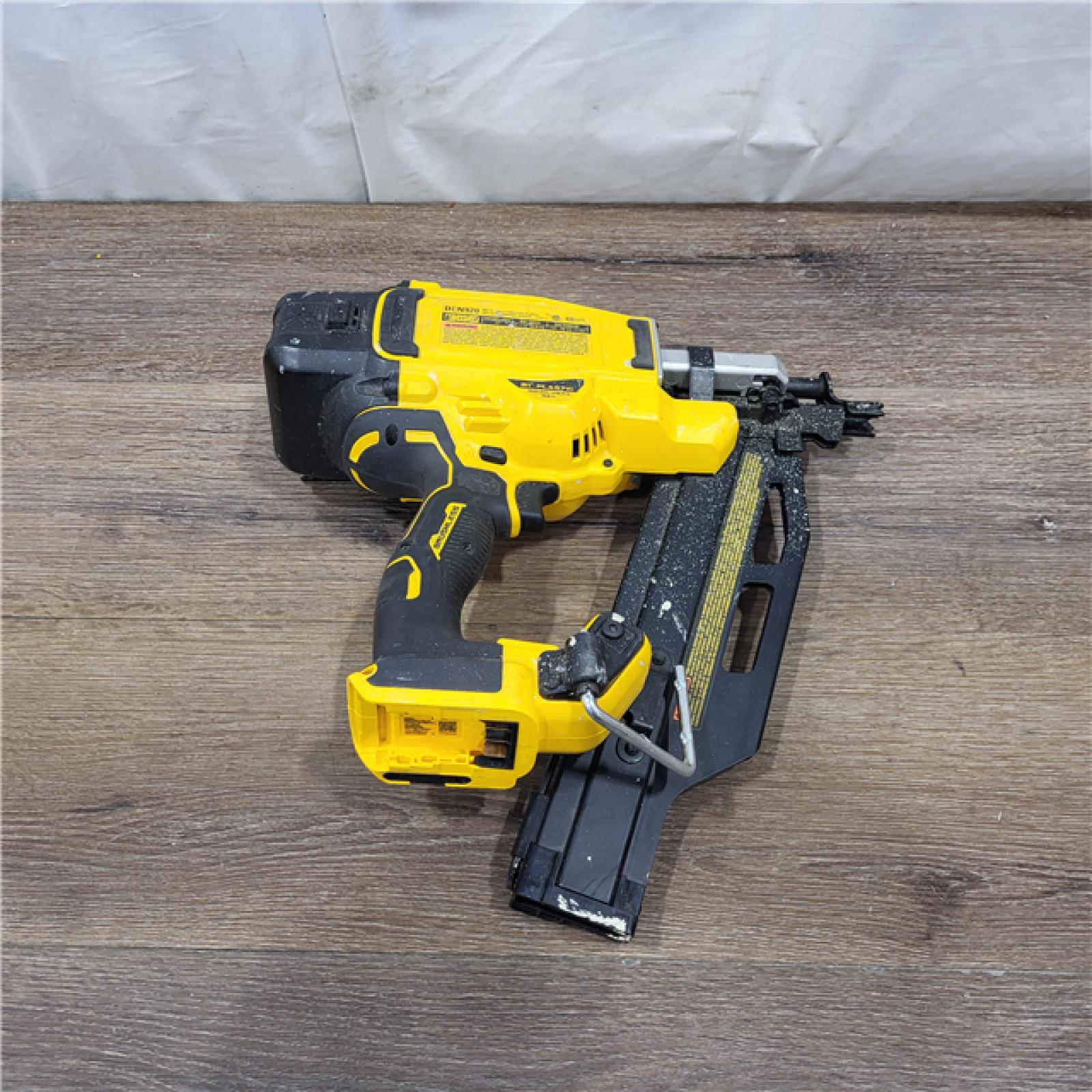 AS-IS DEWALT 20-Volt 21Â° Cordless Framing Nailer (Tool-Only)