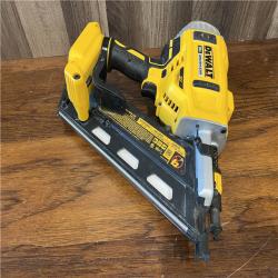 AS-IS DeWalt 20V MAX Brushless Cordless 2-Speed 30° Paper Collated Framing Nailer Kit