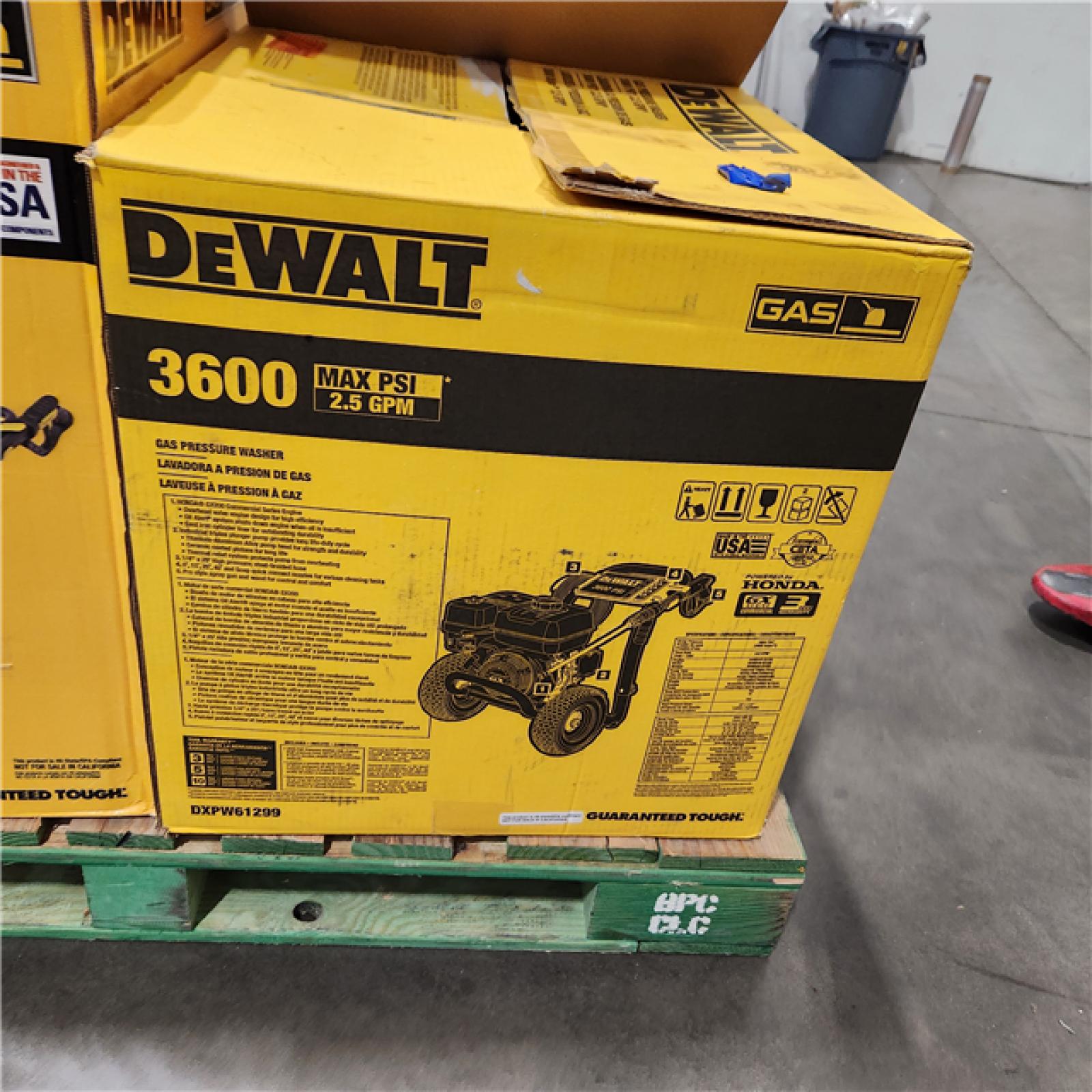 Dallas Location - As-Is DEWALT DXPW61299 3600 PSI 2.5 GPM Gas Powered Pressure Washer