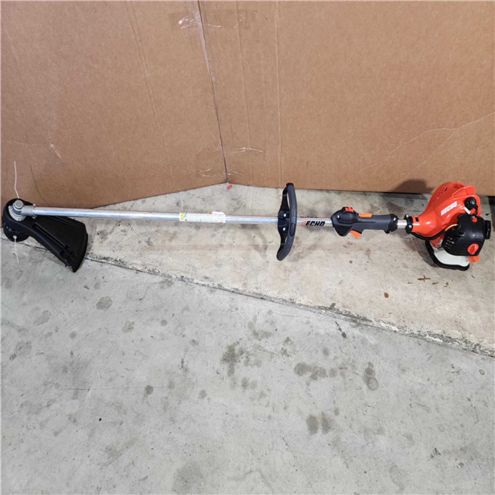 HOUSTON LOCATION - AS-IS 21.2 Cc Gas 2-Stroke Straight Shaft String Trimmer