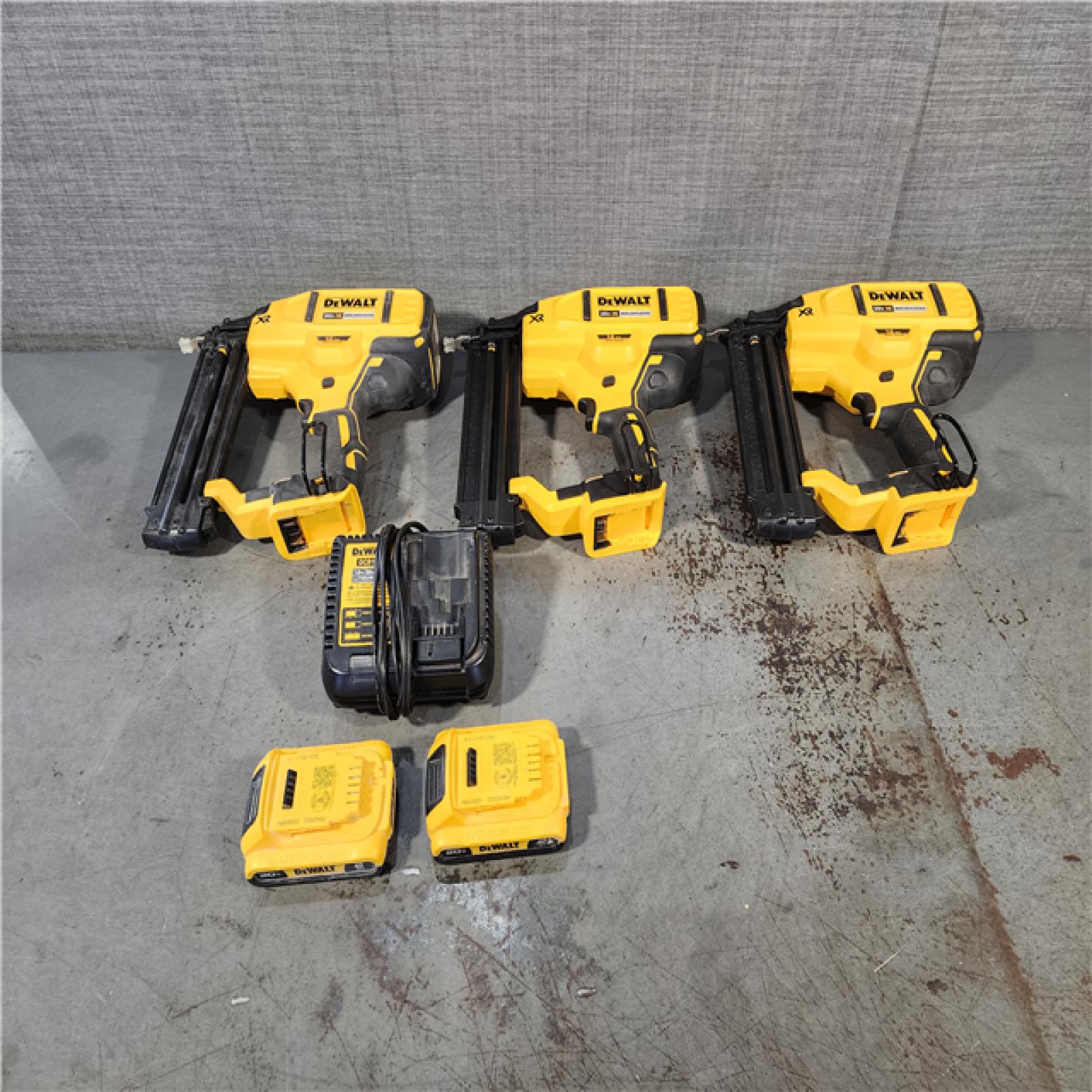 HOUSTON LOCATION - AS-IS (3) DEWALT 20V MAX XR 18 Gauge Brad Nailer Kit W/ (2) BATTERY & CHARGER