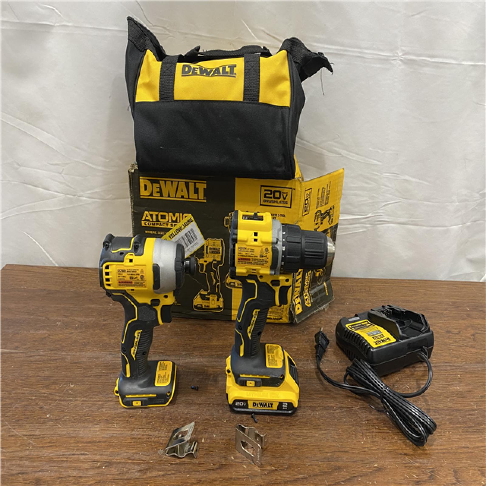 AS-IS DEWALT ATOMIC 20-Volt MAX Lithium-Ion Cordless Combo Kit (2-Tool) with (2) 2.0Ah Batteries, Charger and Bag