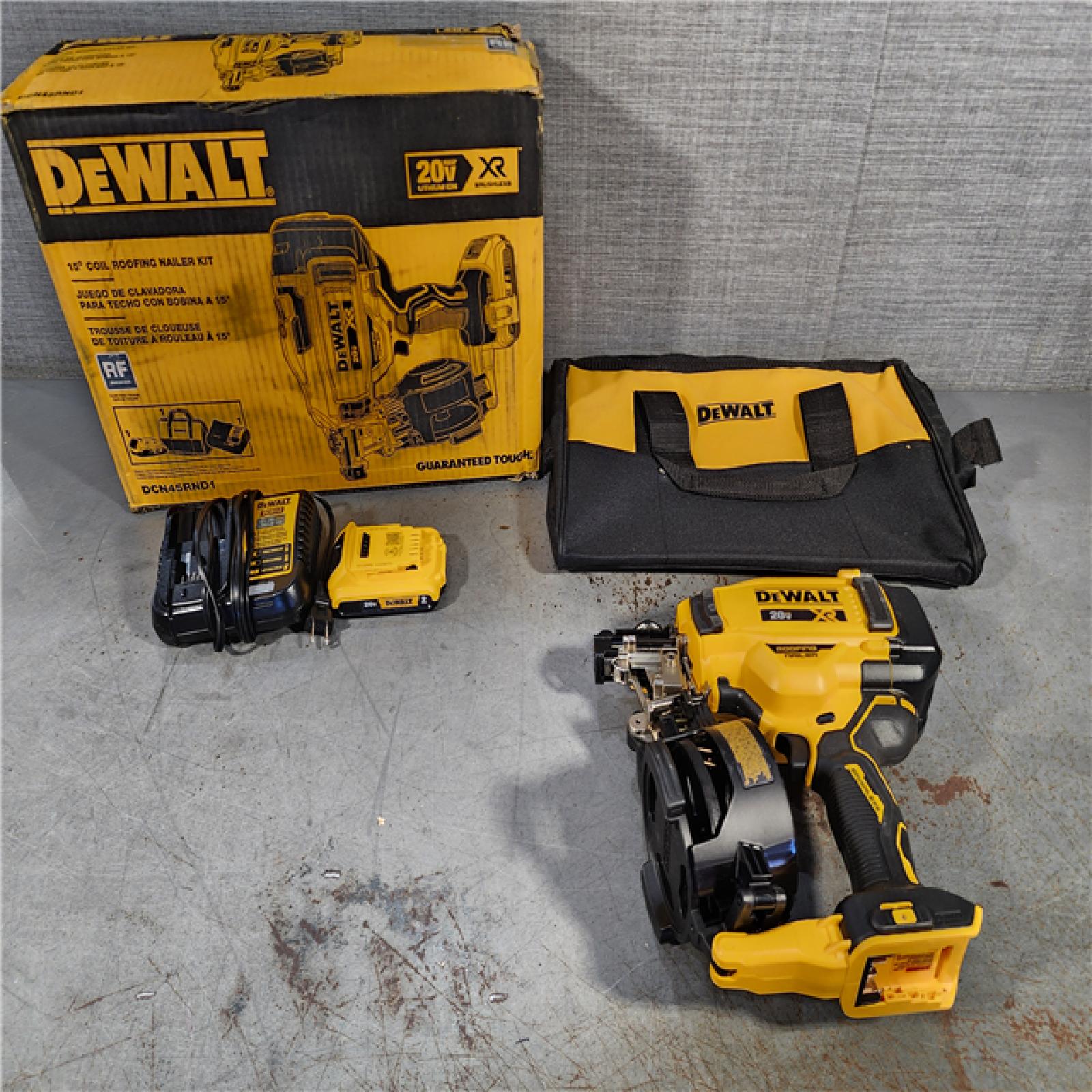 HOUSTON LOCATION - AS-IS DEWALT 2007898 Roofing Nailer Cordless