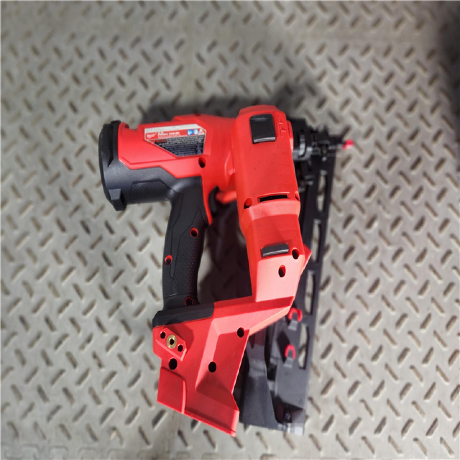 HOUSTON LOCATION - AS-IS (APPEARS LIKE NEW) Milwaukee 2841-20 18V Cordless Gen II 16 Gauge Angled Finish Nailer (Tool Only)