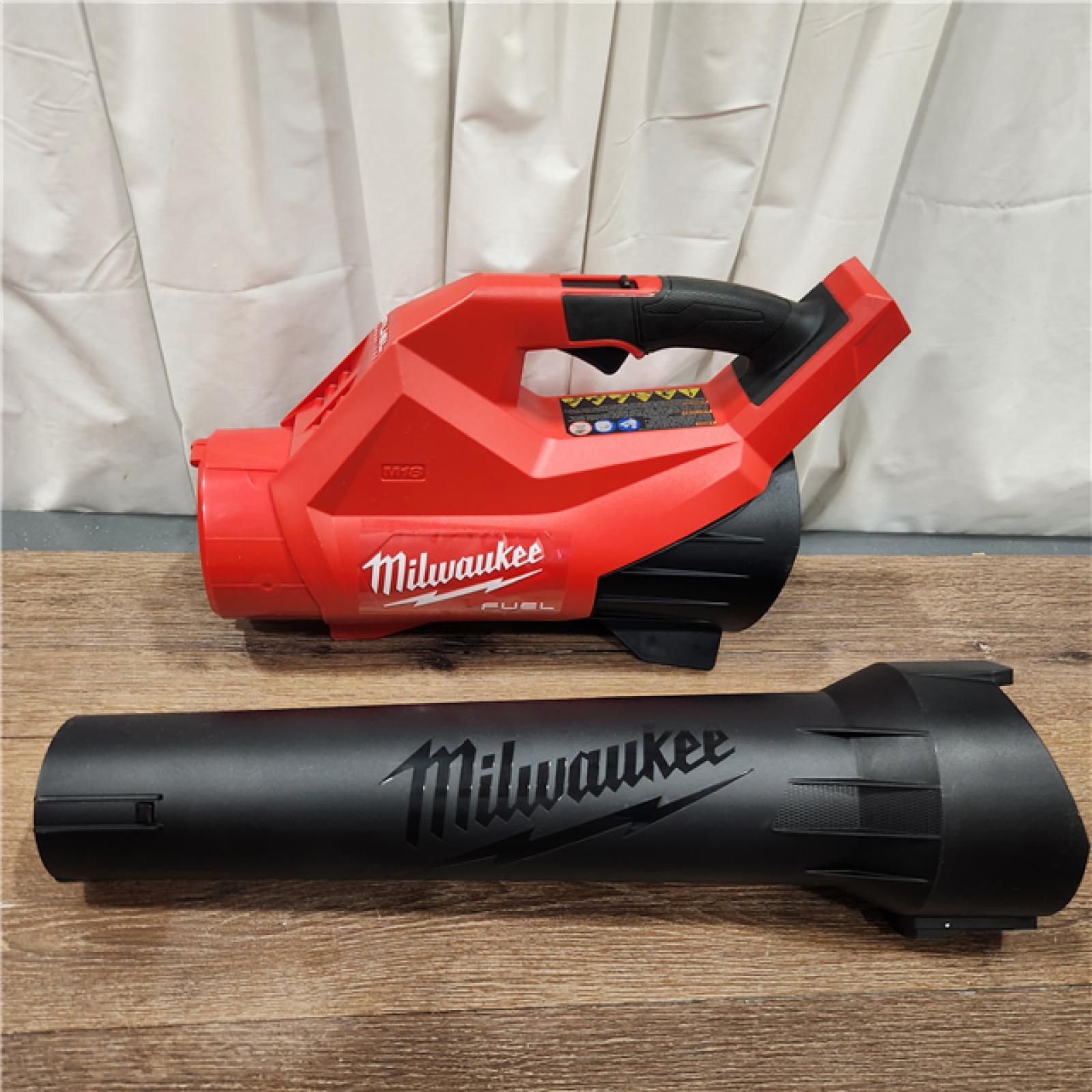 AS-IS Milwaukee M18 FUEL 18V Lithium-Ion Brushless Cordless Handheld Blower (Tool-Only)