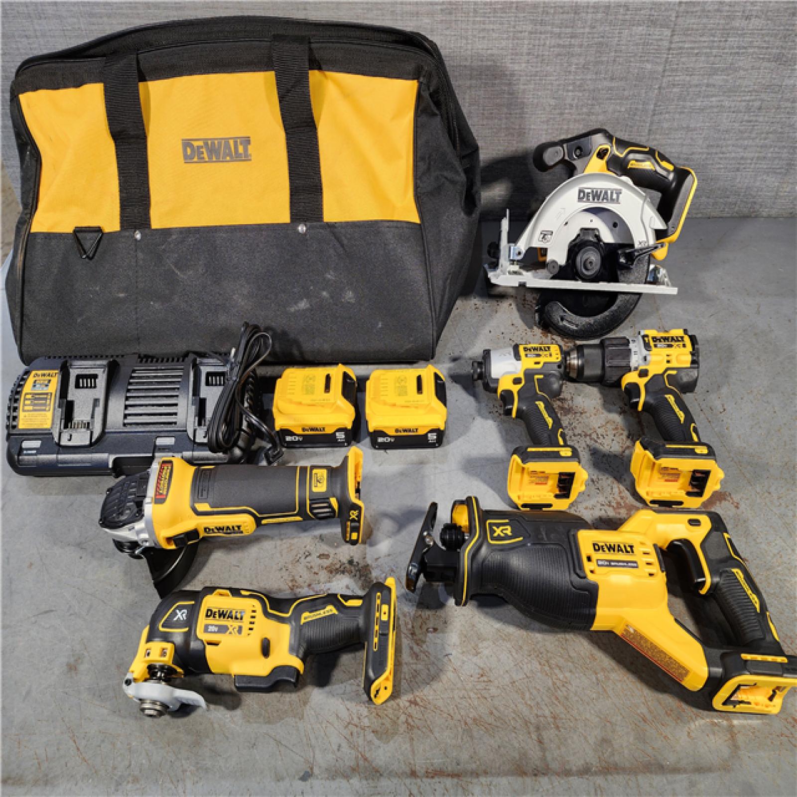 HOUSTON LOCATION - AS-IS DEWALT 20V 6-TOOL COMBO KIT