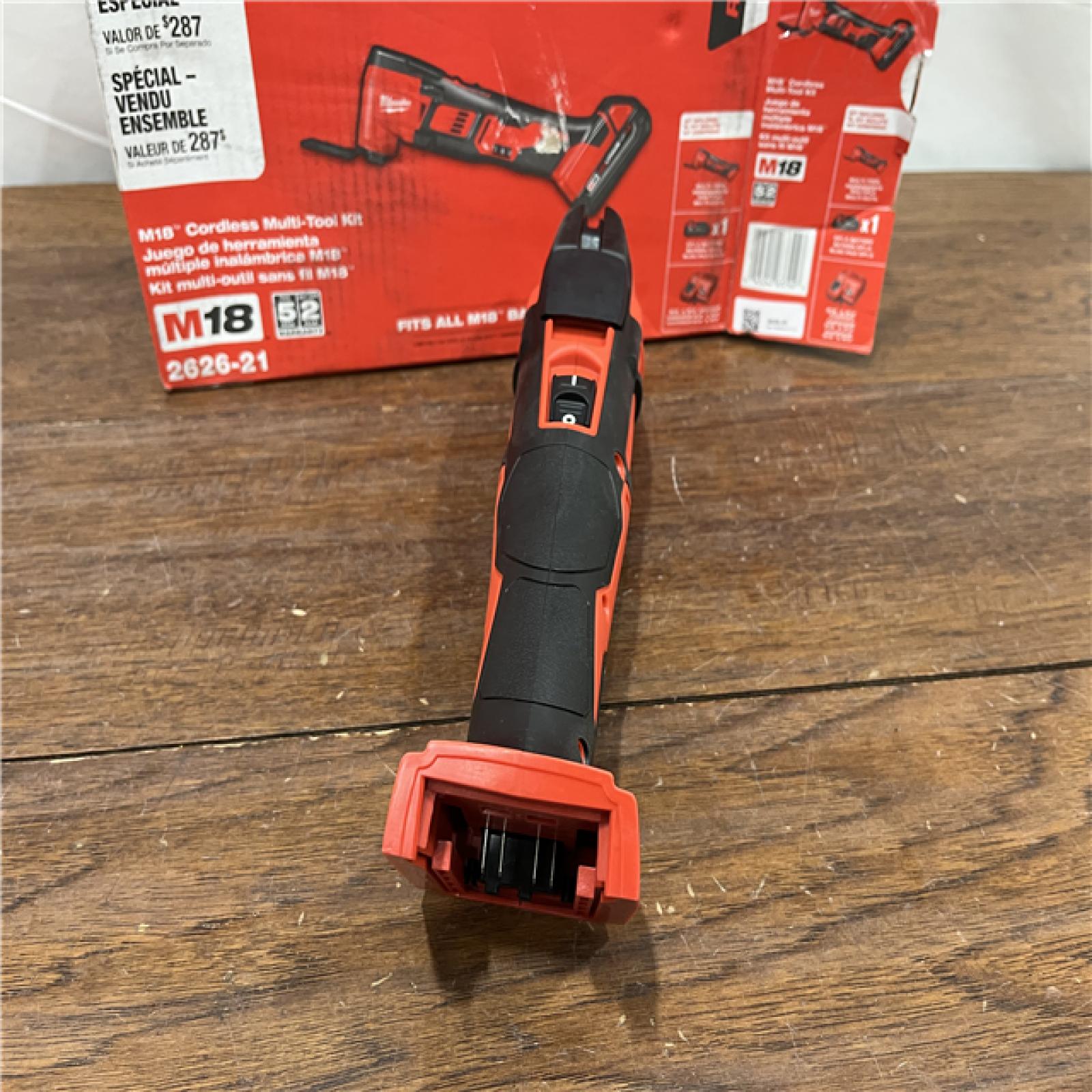 AS-ISMilwaukee 2626-20 M18 Lithium-Ion Cordless Multi-Tool (Tool Only)