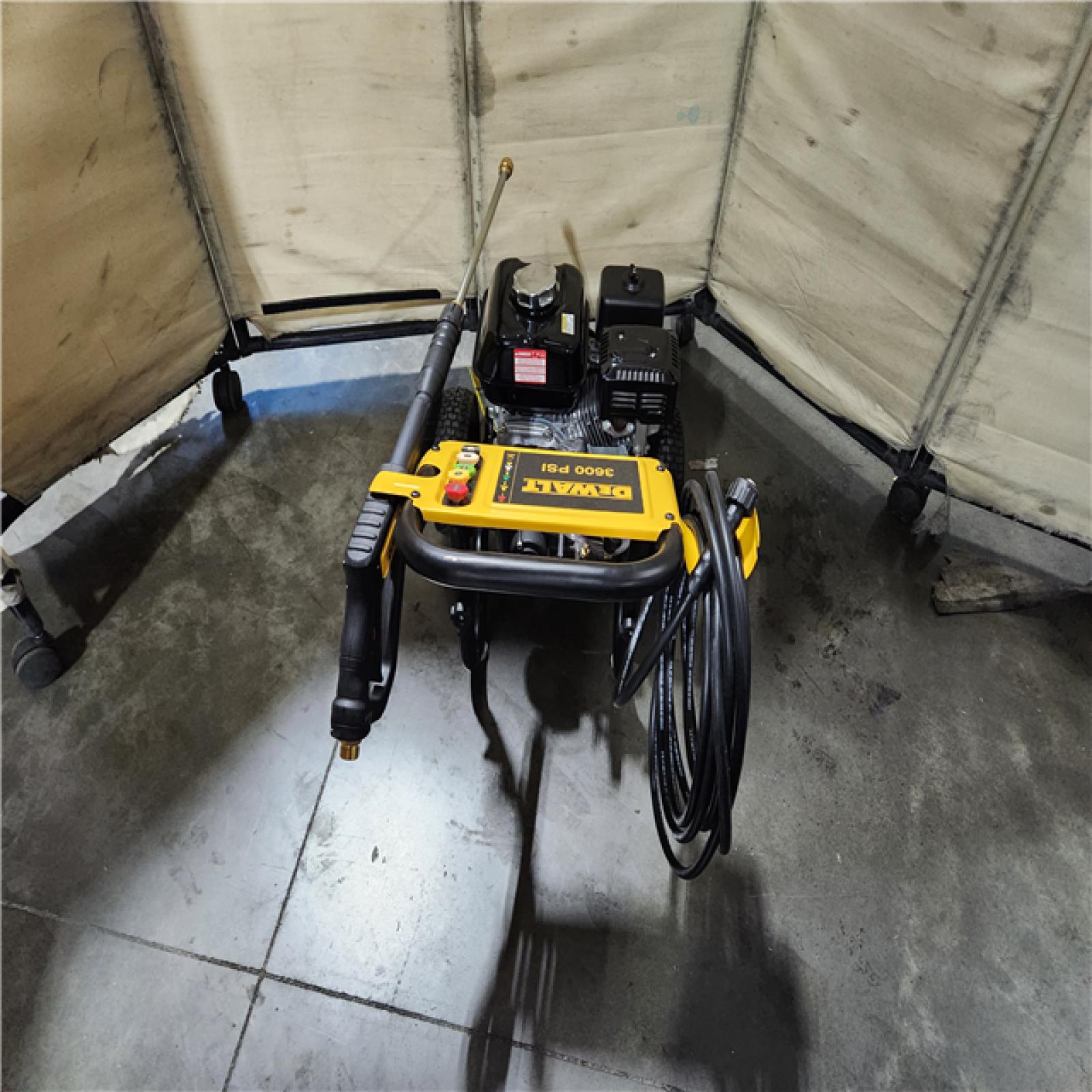 California AS-IS DEWALT 3600 PSI 2.5 GPM Cold Water Gas Professional Pressure Washer with HONDA GX200 Engine