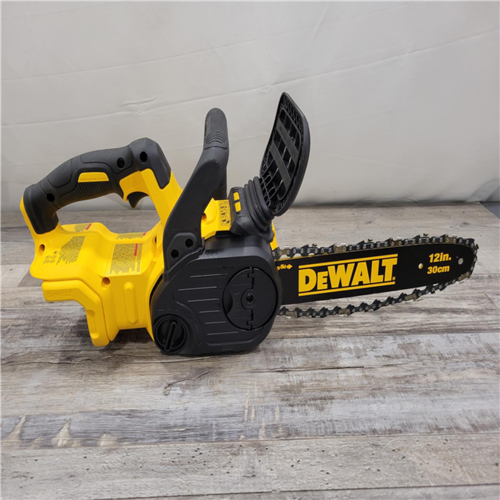 AS-IS DEWALT 20V MAX Brushless Cordless 12in. Chainsaw Kit