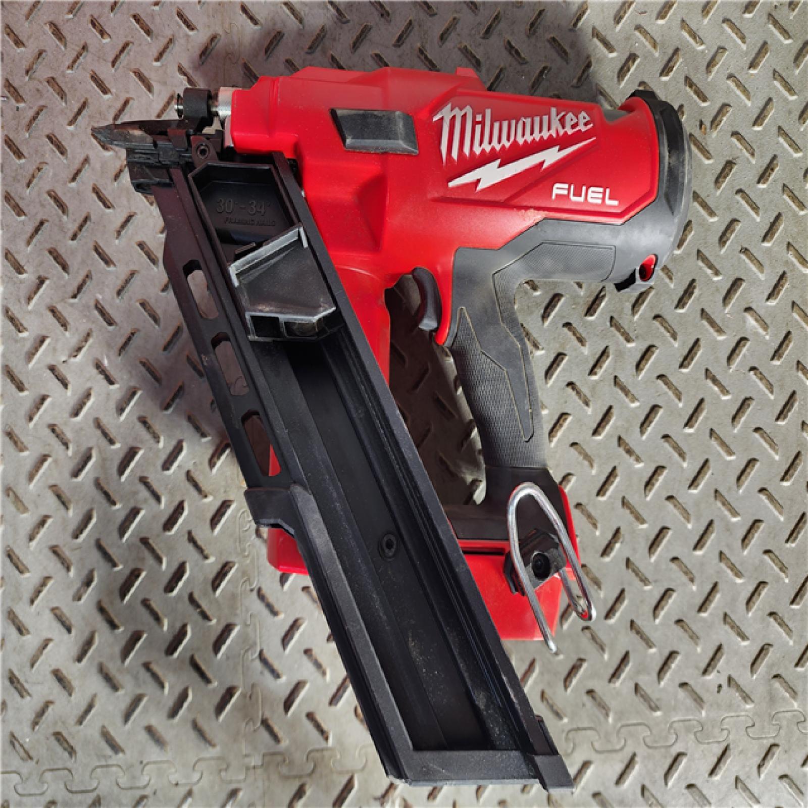 HOUSTON LOCATION - AS-IS M18 FUEL 3-1/2 in. 18-Volt 30-Degree Lithium-Ion Brushless Cordless Framing Nailer (Tool-Only)