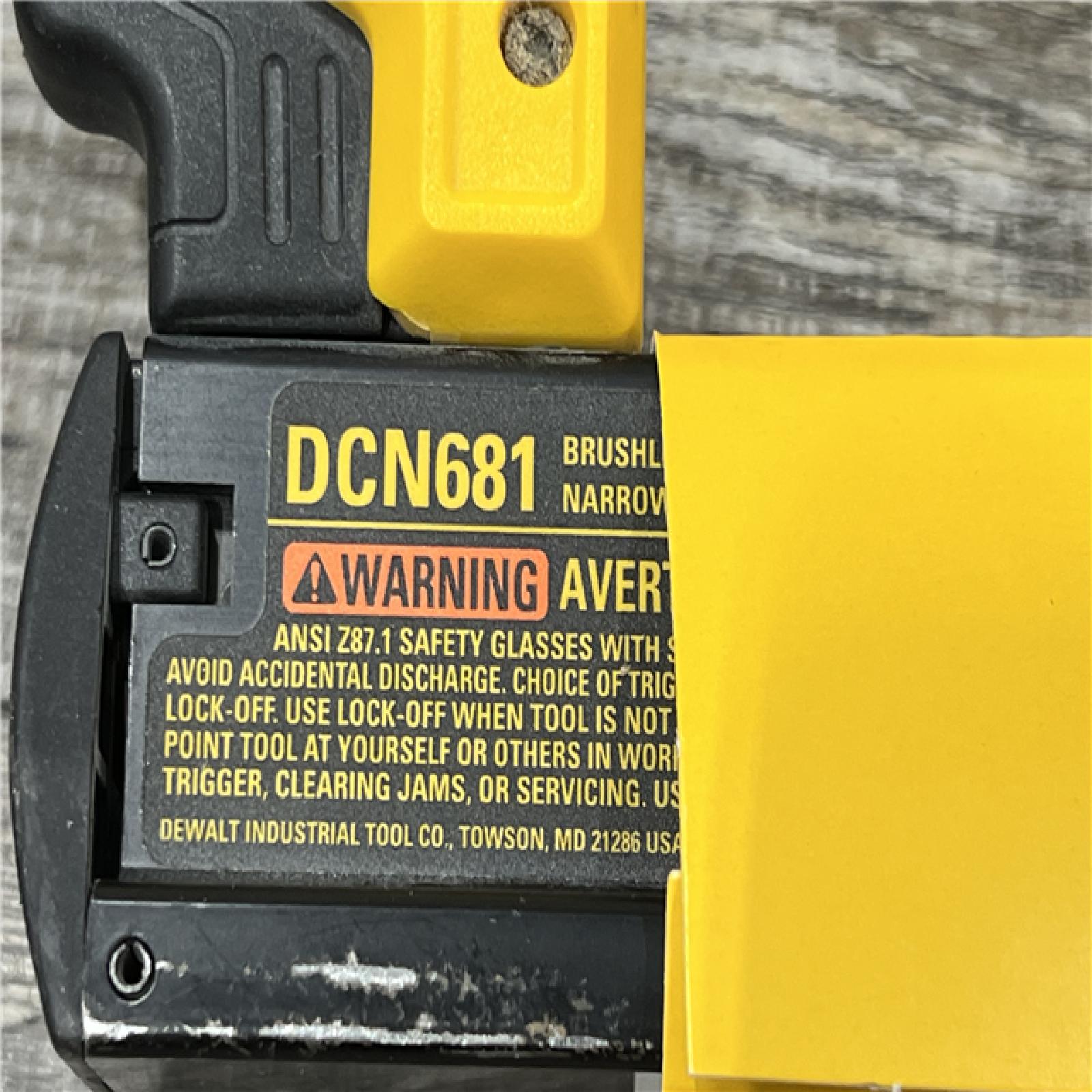 AS-IS DEWALT DCN681D1 20V 18Ga Stapler Kit