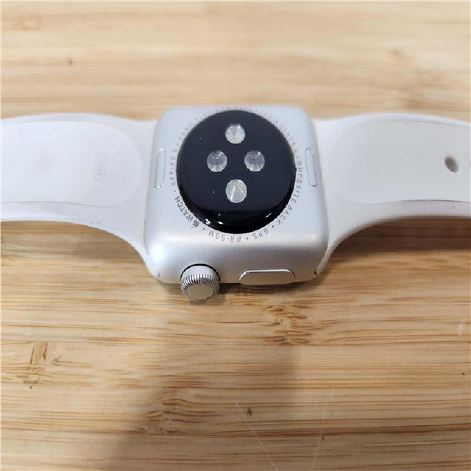 Apple Watch Series 3 (38mm, Silver Aluminum Case, Fog Sport Band)