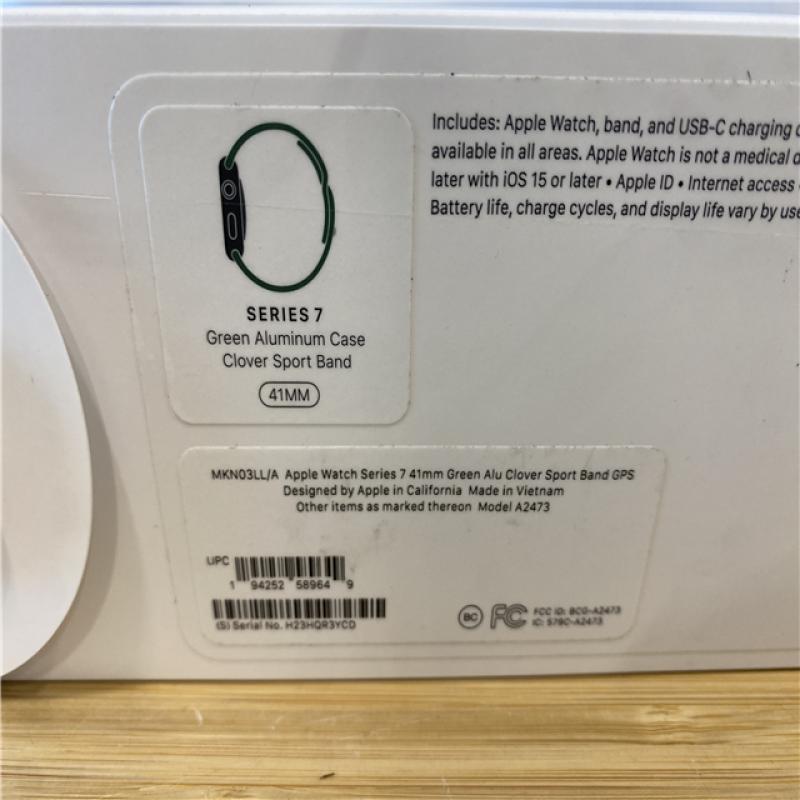 Apple Watch Series 7 GPS 41mm Green Aluminum Case with Clover