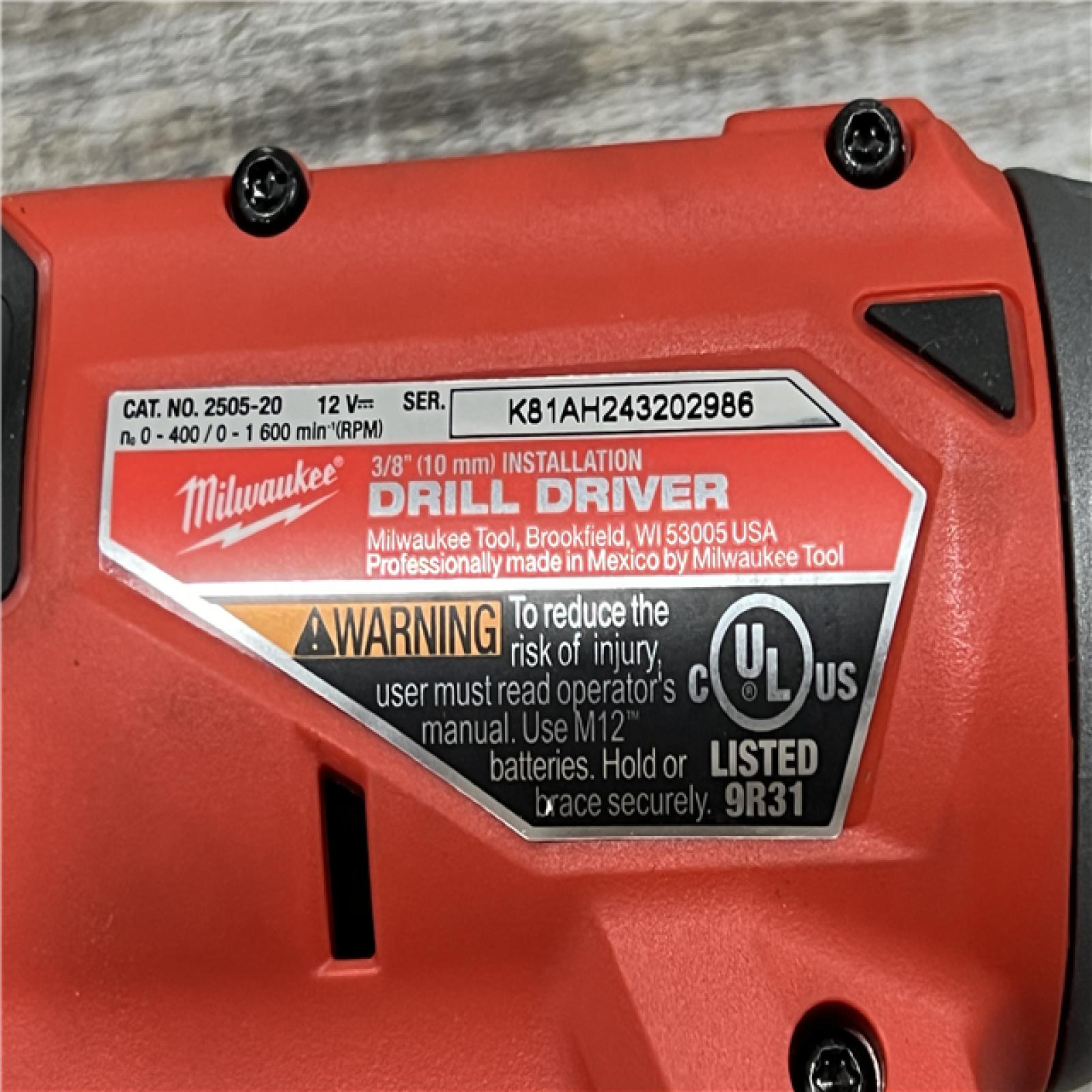 AS-IS Milwaukee 2505-20 M12 12V Fuel 4-in-1 Installation Drill/Driver Cordless Lithium-Ion