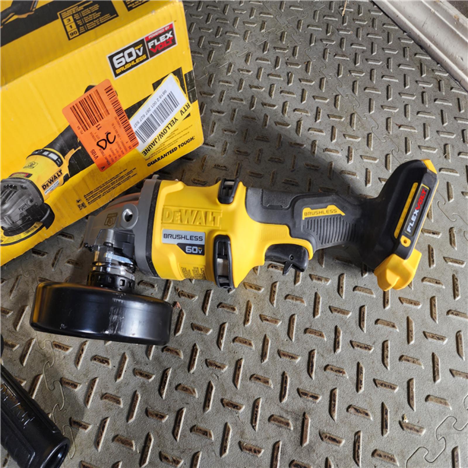 HOUSTON LOCATION - AS-IS DeWalt FLEXVOLT 60V MAX Cordless Grinder  4.5 - 6   9000 RPM  1 EA (115-DCG418B) (BARE TOOL)