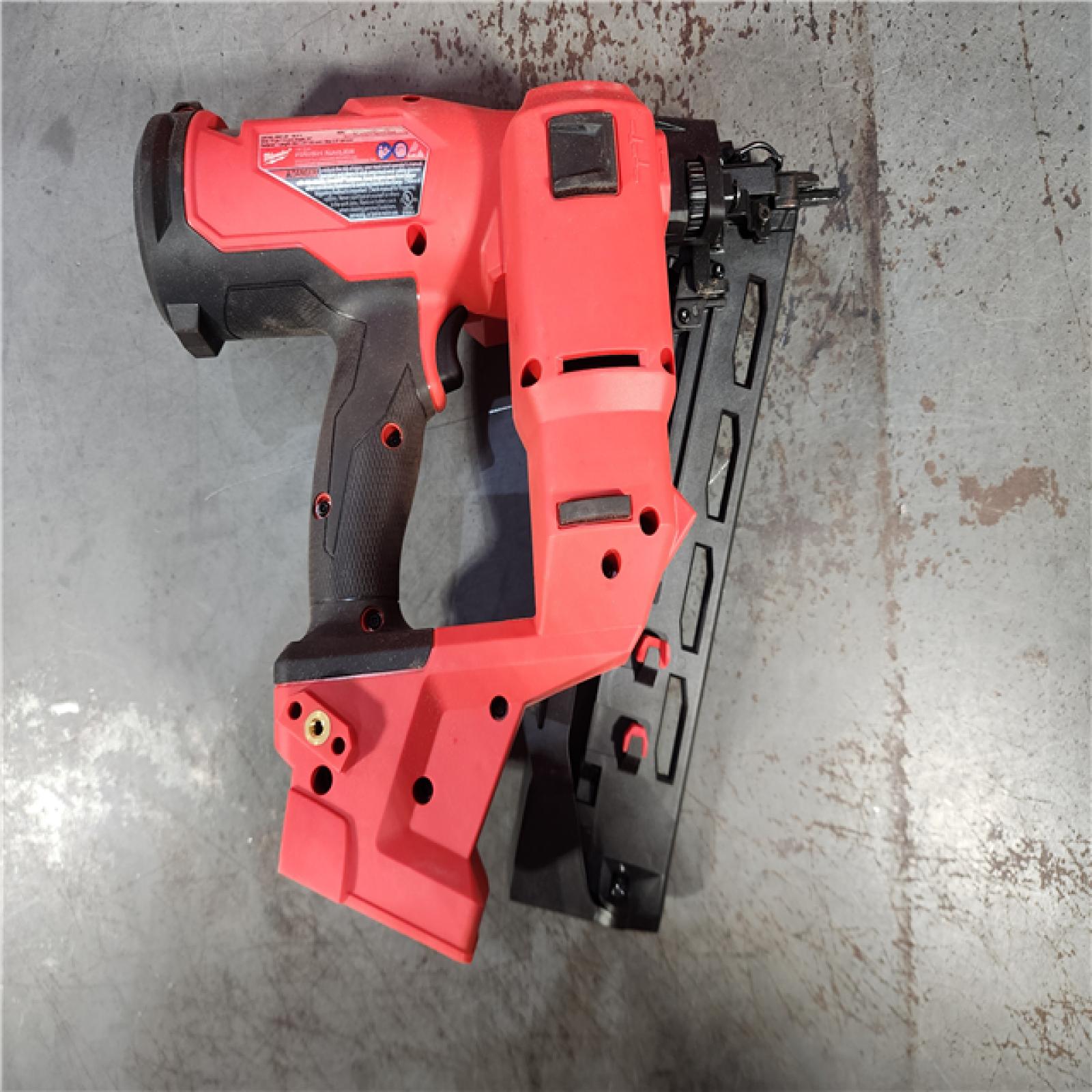 HOUSTON LOCATION - AS-IS Milwaukee 2841-20 18V Cordless Gen II 16 Gauge Angled Finish Nailer (Tool Only)