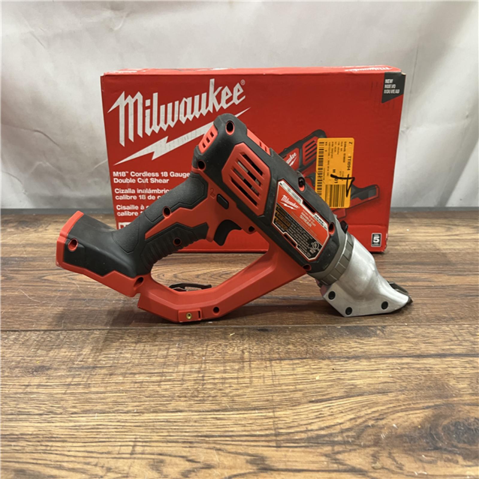 AS-IS Milwaukee M18 18-volt Lithium-ion Cordless 18-gauge Double Cut Metal Shear  Bare Tool