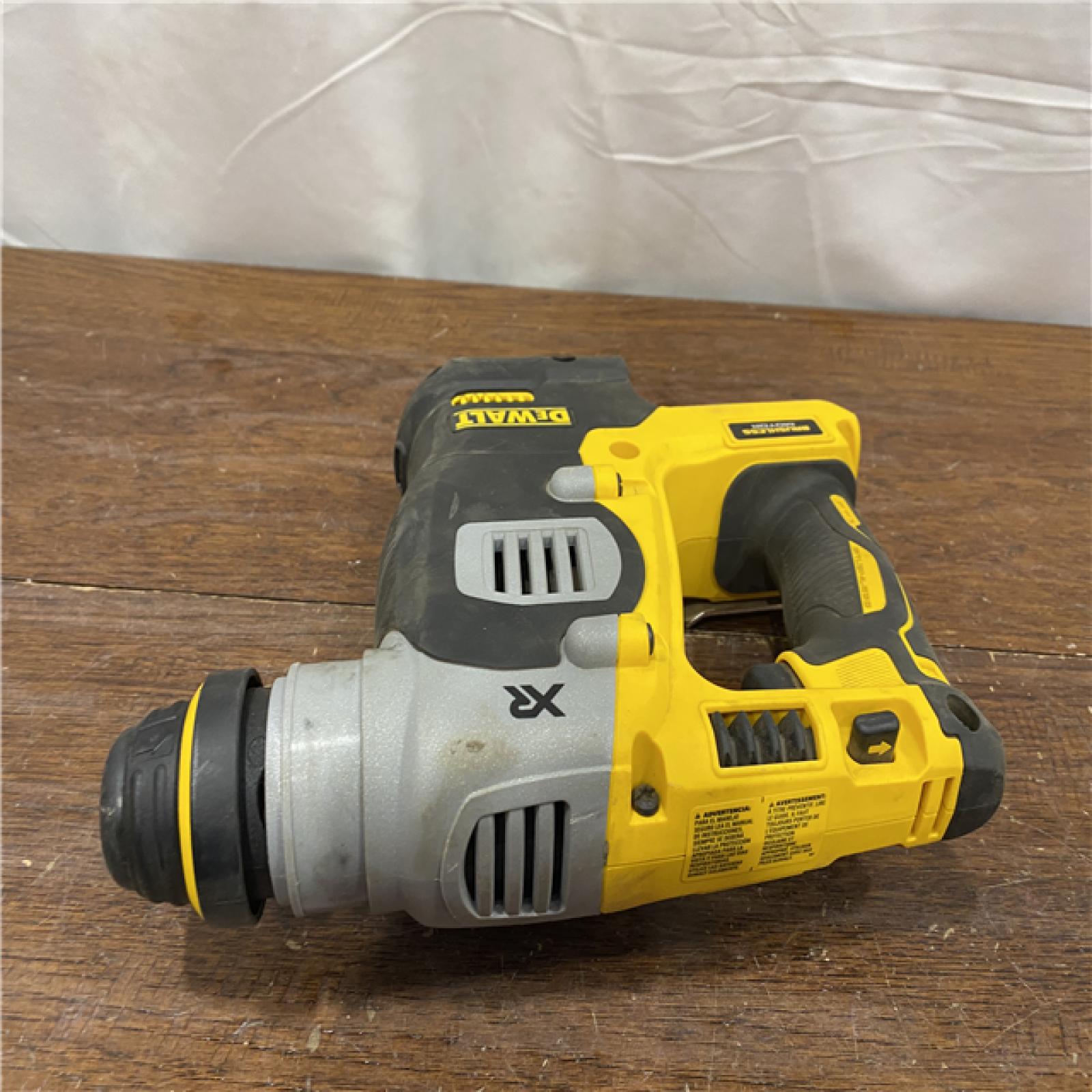 AS-ISDewalt | SDS 20-V Cordless Rotary Hammer