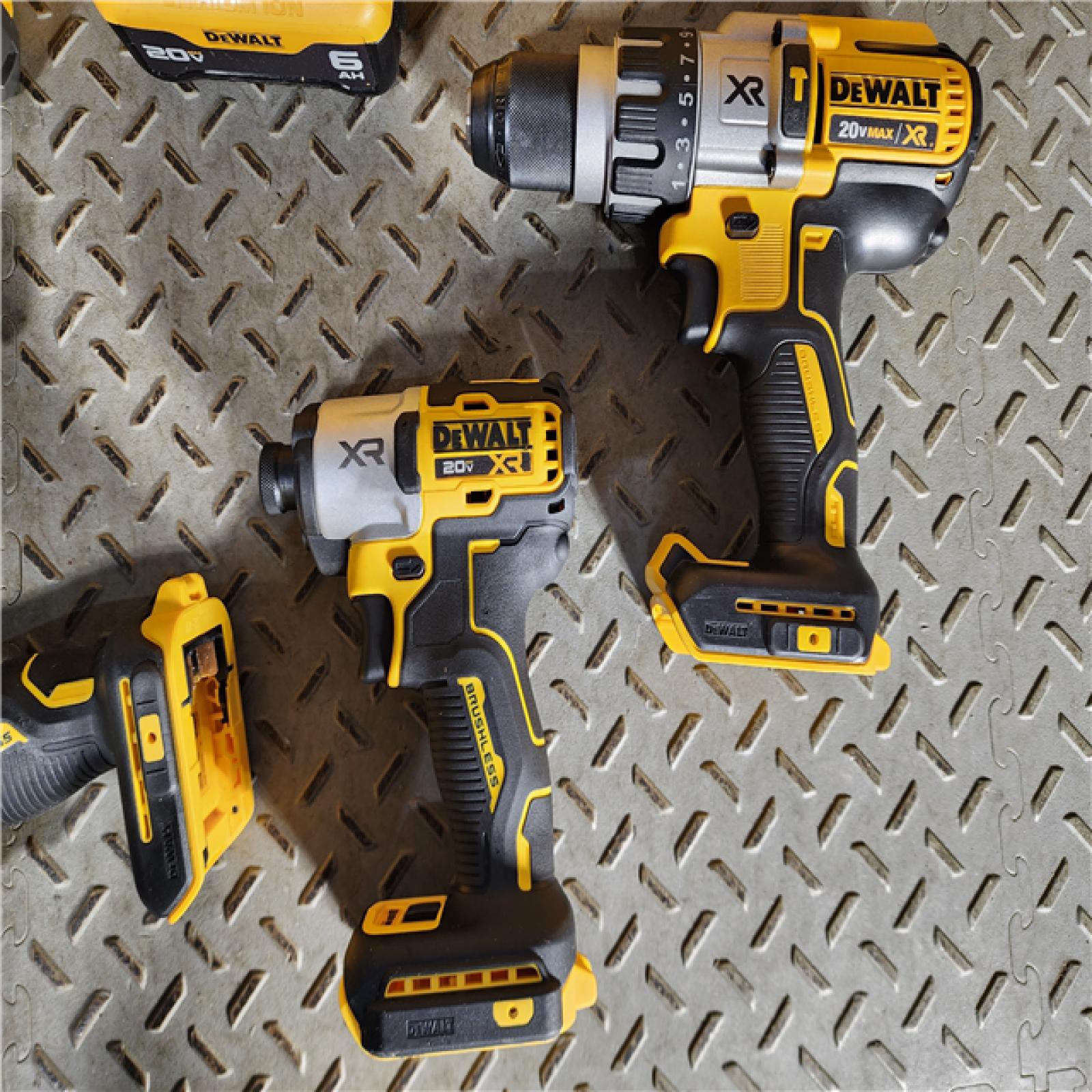 HOUSTON LOCATION - AS-IS (APPEARS LIKE NEW) DEWALT 20-Volt Lithium-Ion Cordless 3-Tool Combo Kit with FLEXVOLT 9 Ah and 20V 6 Ah Batteries and Charger