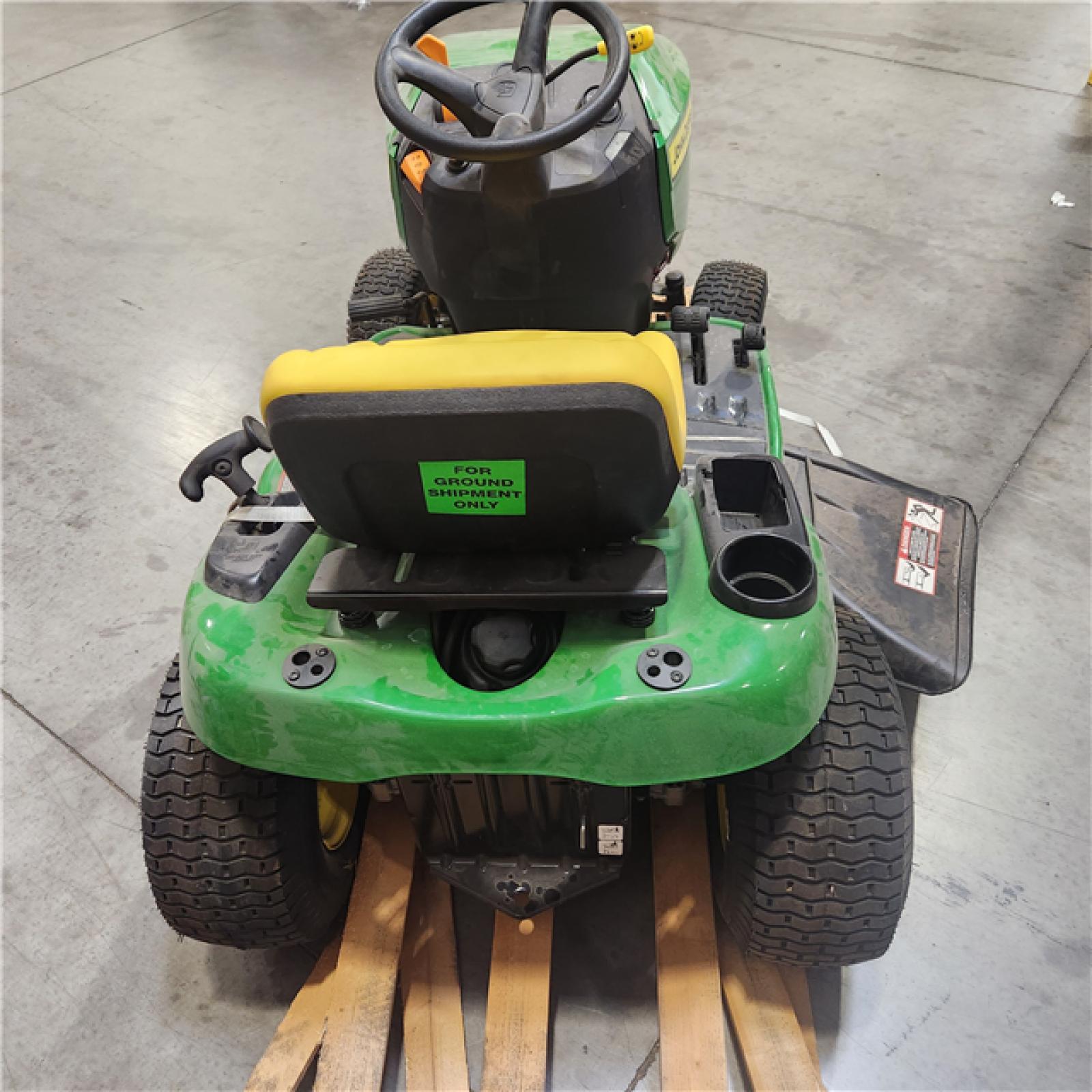 Dallas Location - As-Is JJohn Deere S100 42-in 17.5-HP Gas Riding Lawn Mower