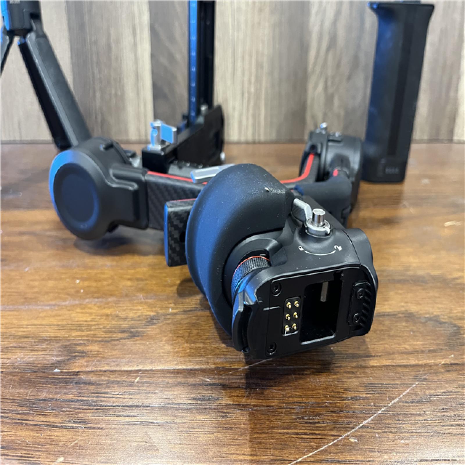 AS-IS DJI RS2 Gimbal Stabilizer Pro Combo