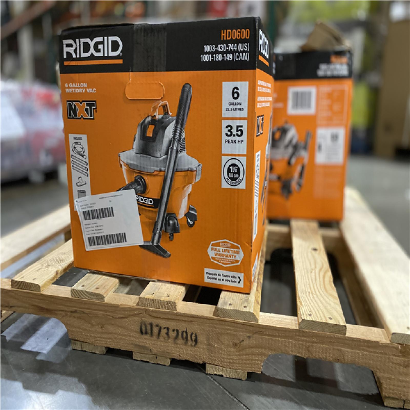 DALLAS LOCATION - RIDGID 6 Gallon 3.5 Peak HP NXT Shop Vac Wet Dry Vacuum with General Debris Filter, Locking Hose and Accessory Attachments- (3 UNITS)