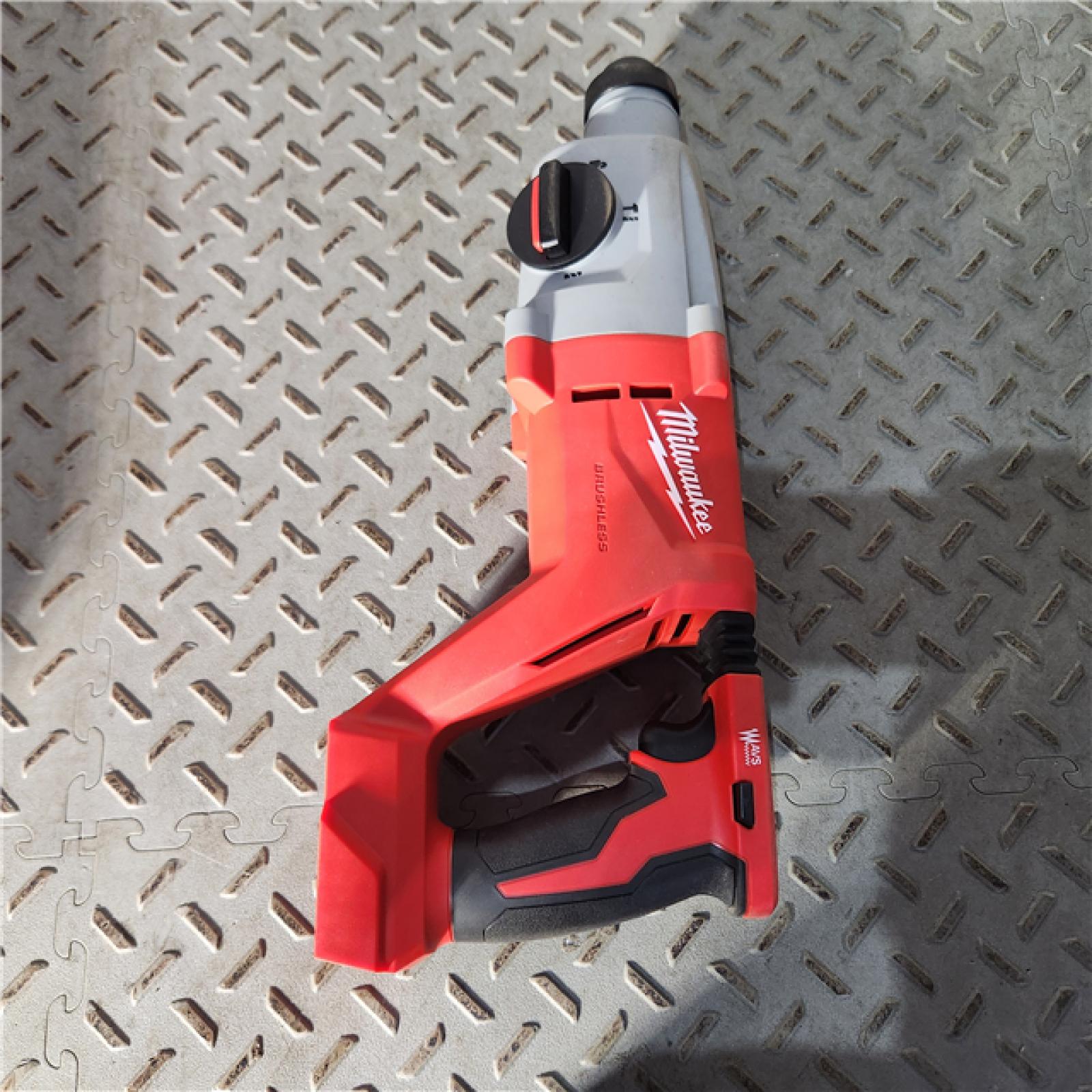 Houston location AS-IS MILWUAKEE M18 18V Lithium-Ion Brushless Cordless 1 in. SDS-Plus D-HandLE  Hammer (Tool-Only) NO D-HANDLE ROTARY