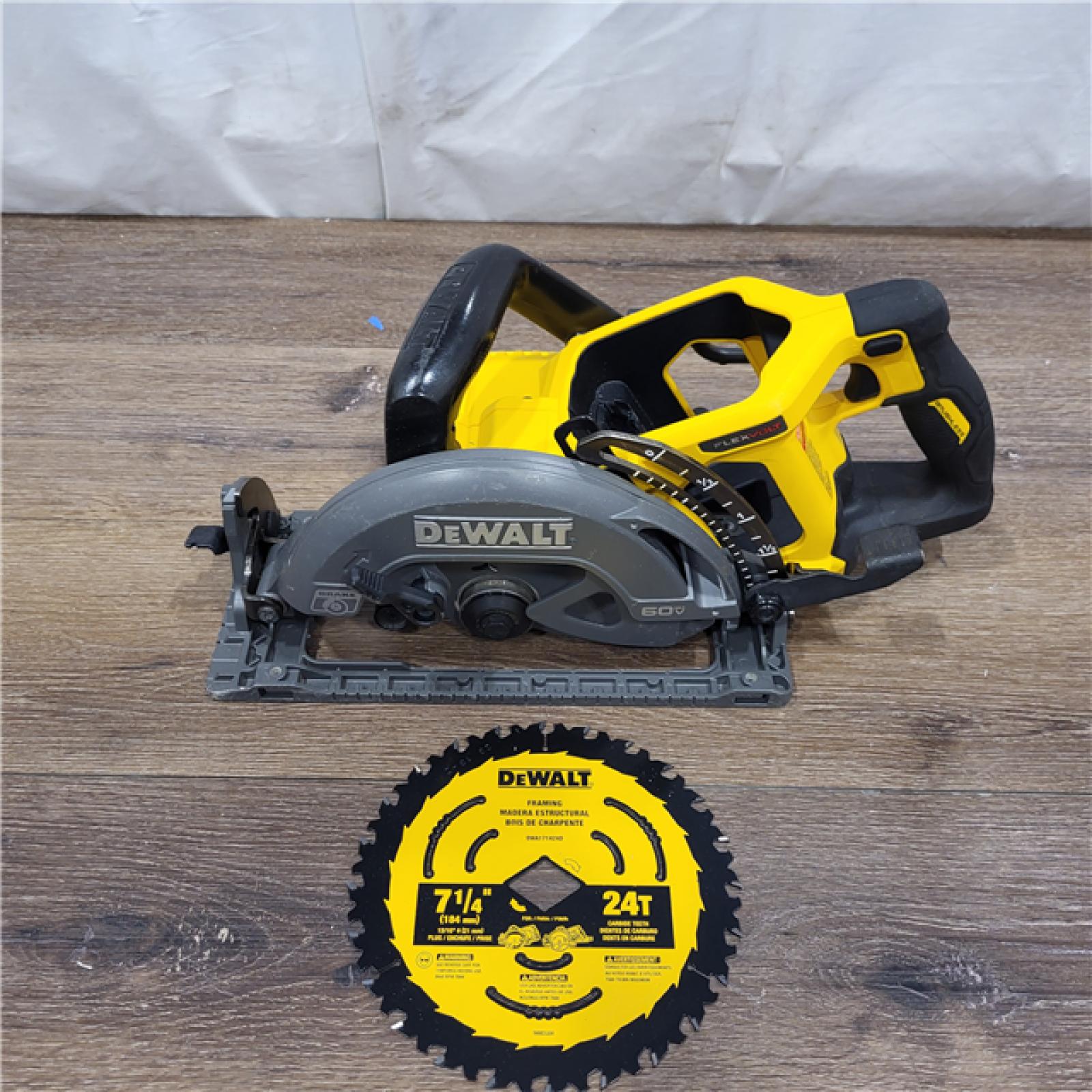 AS-IS DEWALT FLEXVOLT 60V MAX Cordless Brushless 7-1/4 in. Wormdrive Style Circular Saw (Tool Only)