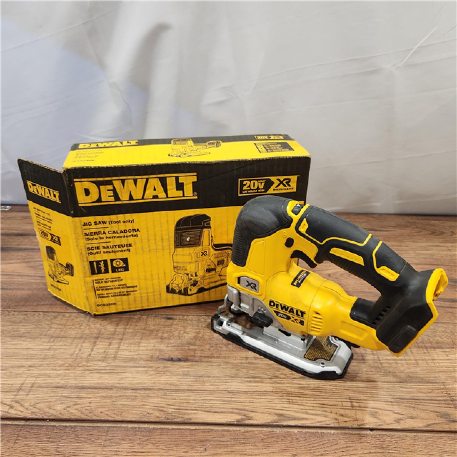 AS-IS DEWALT 20V MAX XR Cordless Barrel Grip Jigsaw (Tool Only)