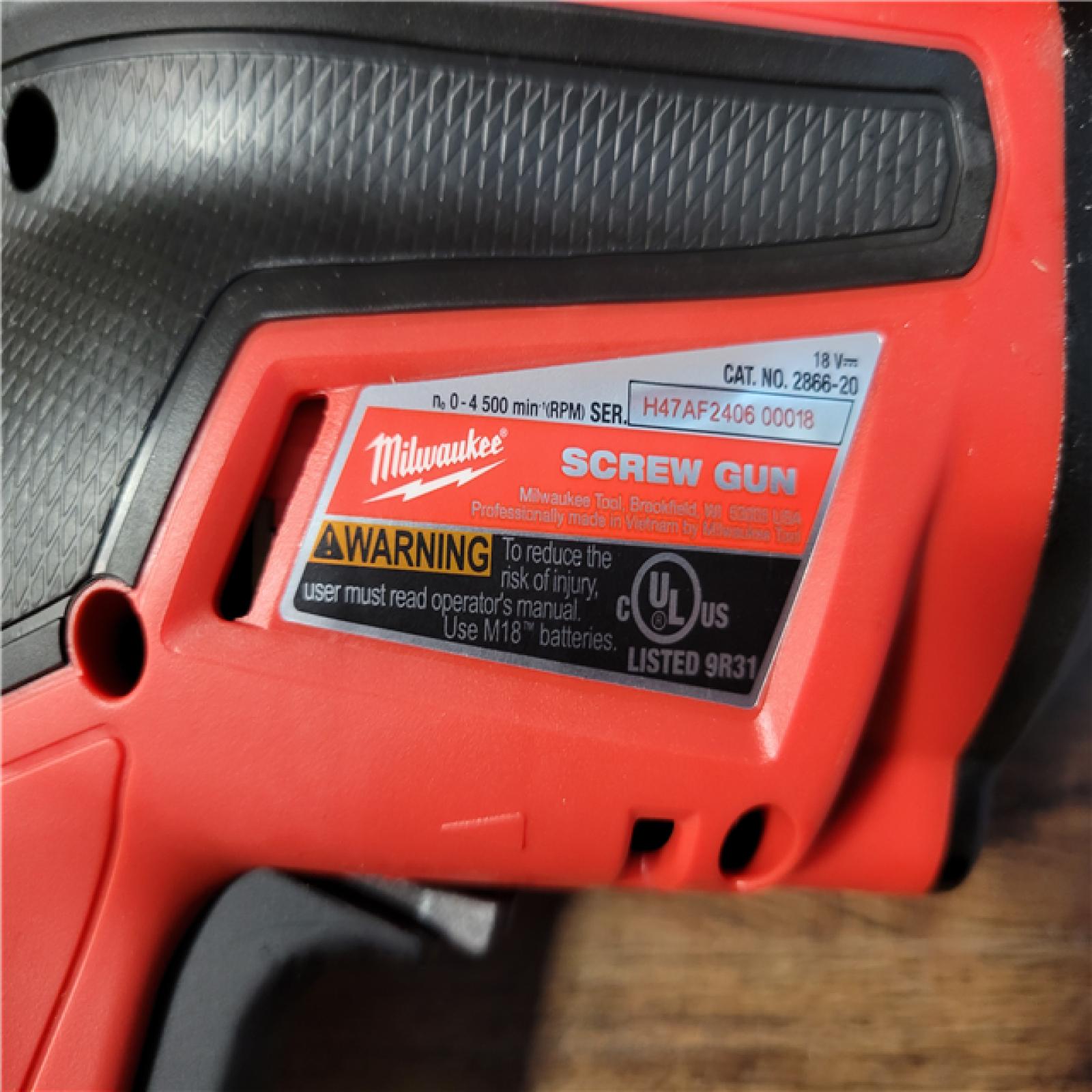 CALIFORNIA NEW MILWAUKEE M18 DRYWALL SCREW GUN KIT