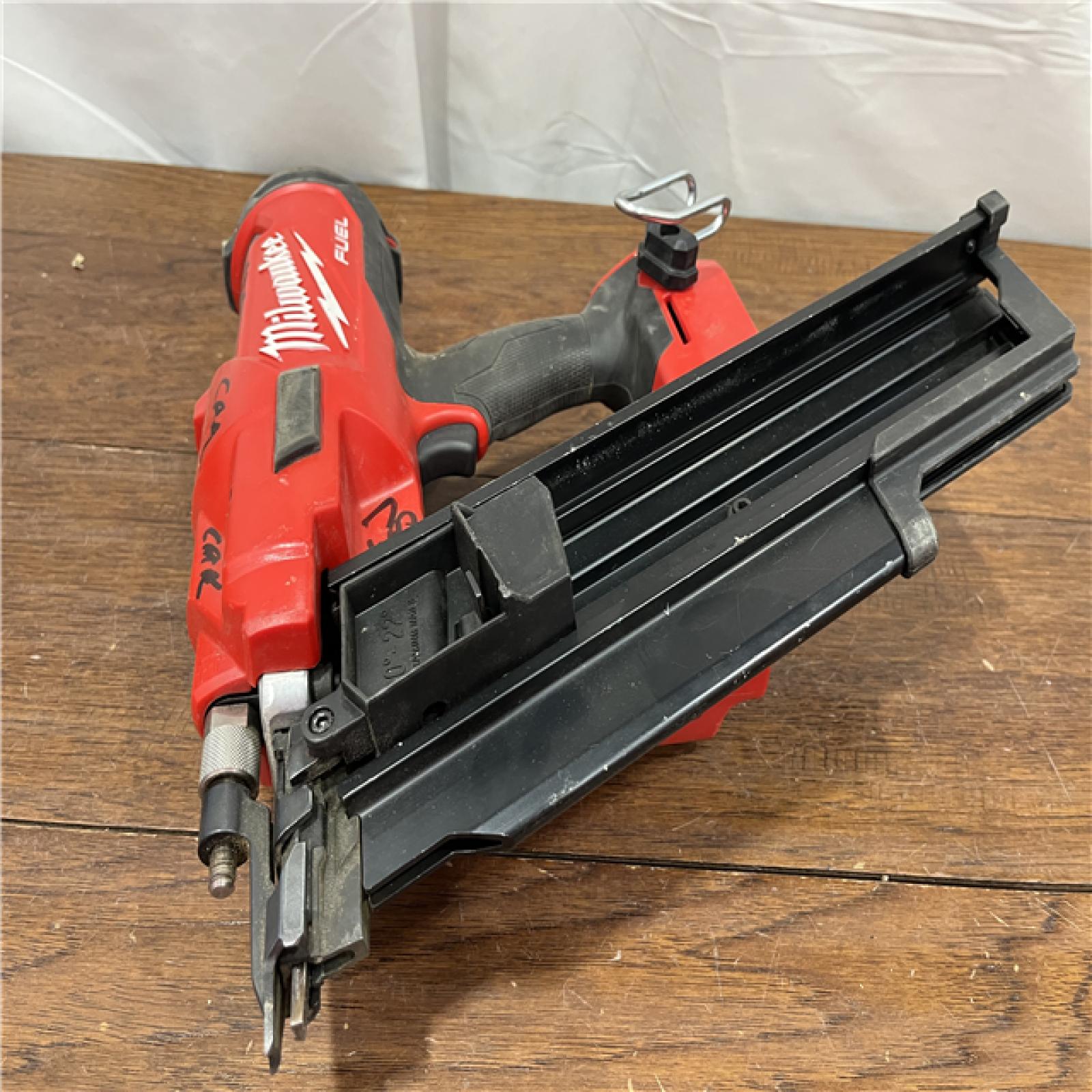 AS-ISMilwaukee 2744-20 M18 FUEL 21-Degree Cordless Framing Nailer (Tool Only)