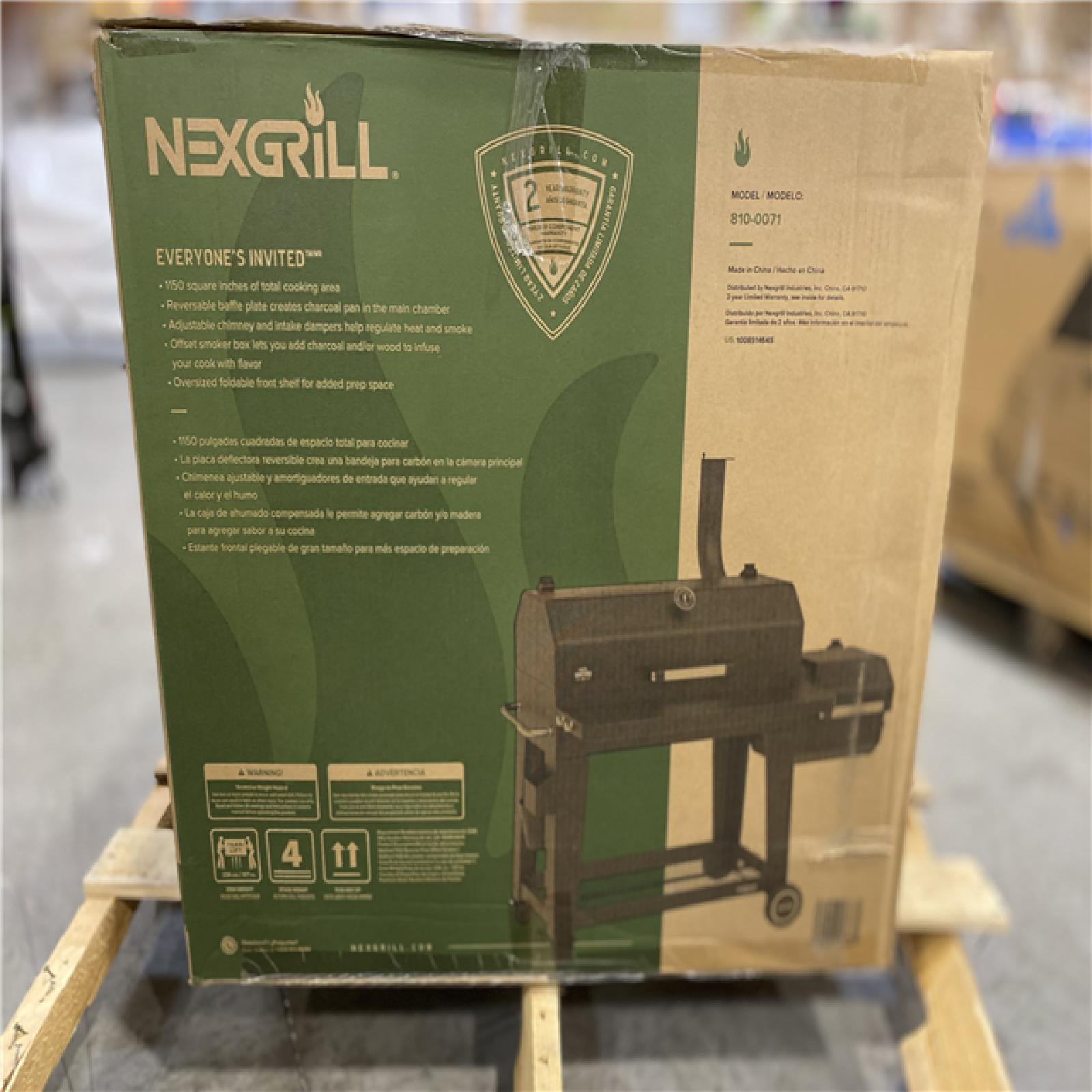 DALLAS LOCATION - Nexgrill Oakford 1150 Reverse Flow Offset Smoker Charcoal Grill in Black