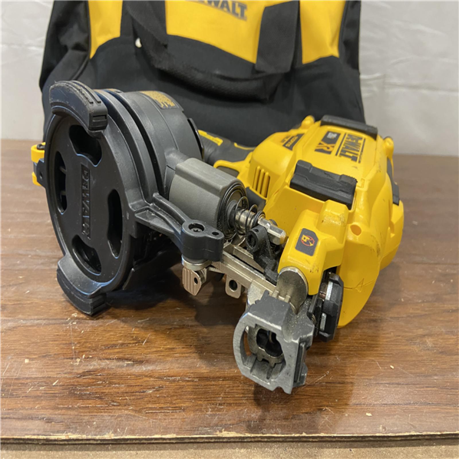 AS-IS DEWALT 2007898 Roofing Nailer Cordless