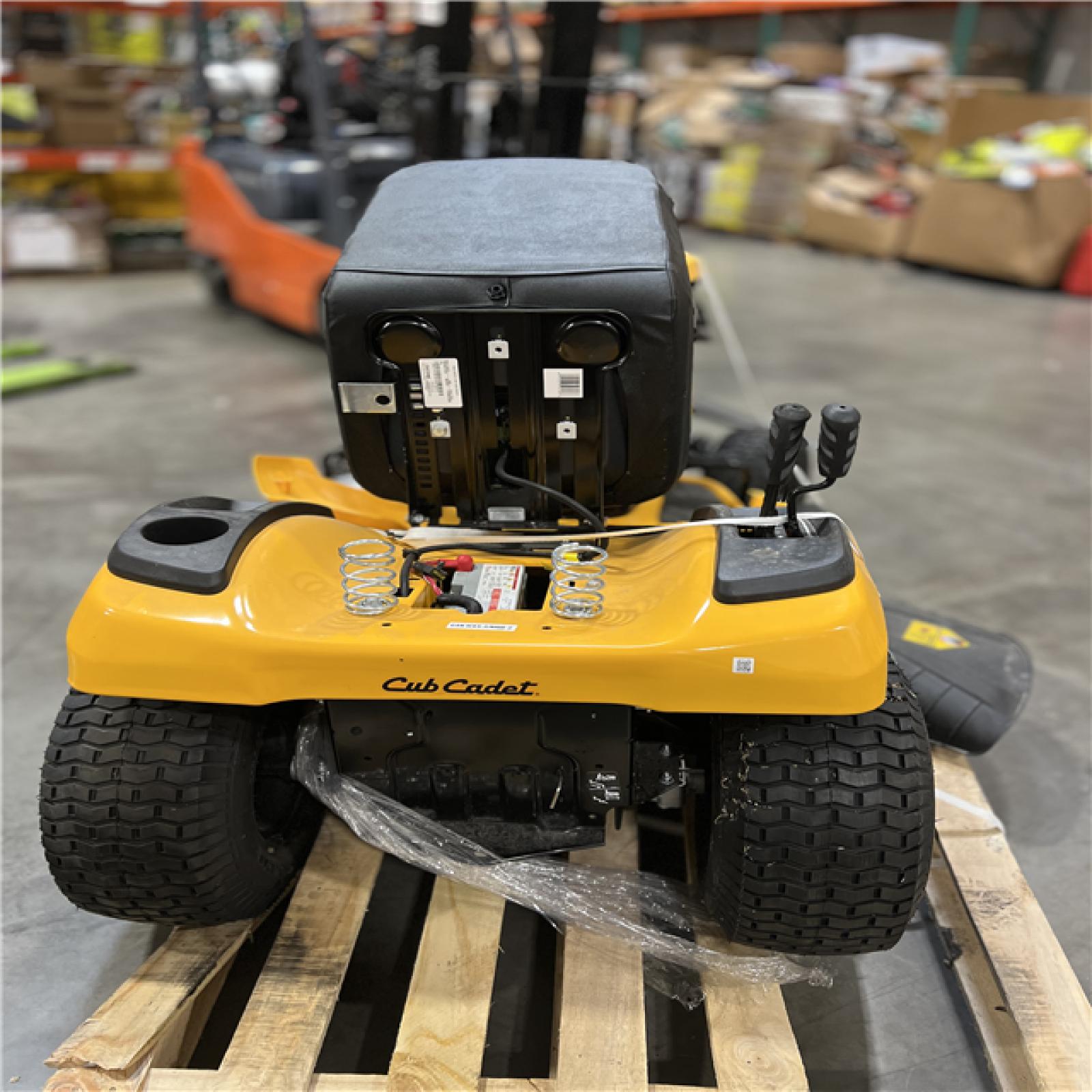 Dallas Location - As-Is Cub Cadet XT1 LT46 Lawn Tractor