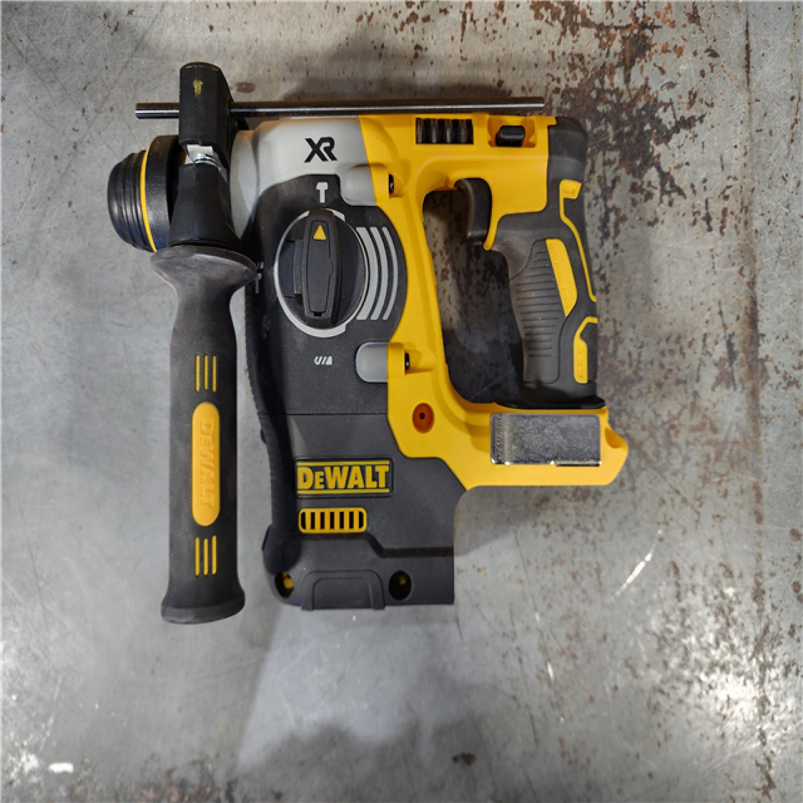 HOUSTON LOCATION - AS-IS DEWALT DCH273B 20V MAX SDS Rotary Hammer Drill, (Tool Only)