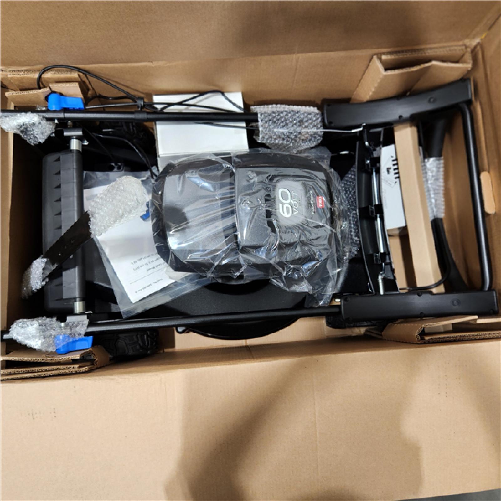 Dallas Location - As-Is TORO SUPER RECYCLER 21 IN. 60V MAX 7.5AH (Battery & Charger) Appears Like New Condition(21566)