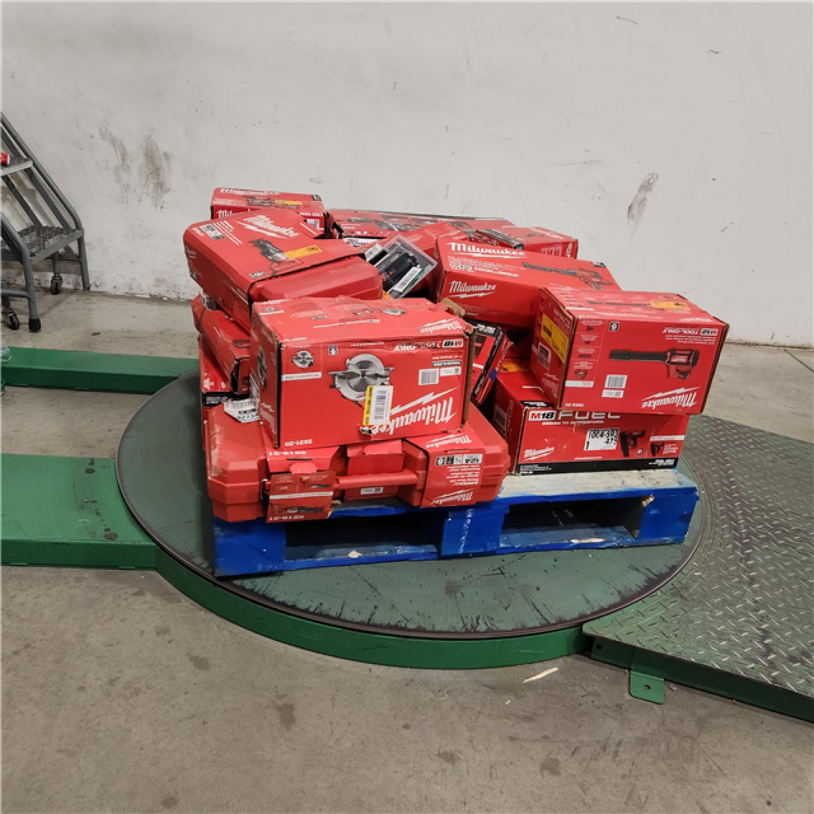 Dallas Location - As-Is MILWAUKEE Tool Pallet