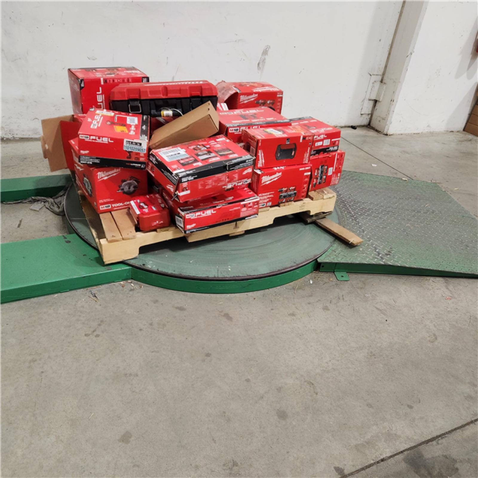 Dallas Location - As-Is MILWAUKEE Tool Pallet