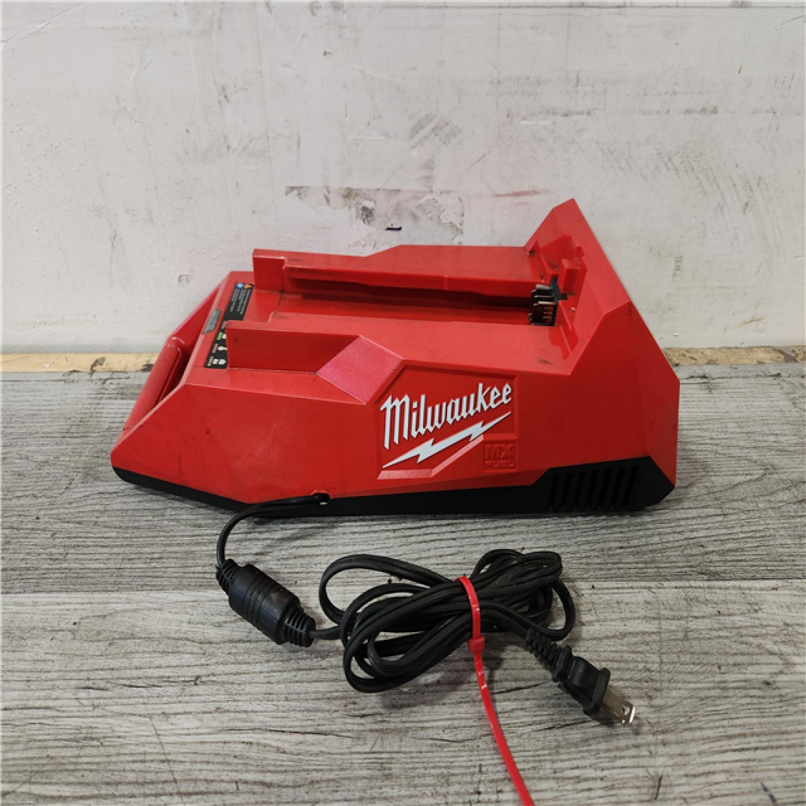 Phoenix Location Milwaukee MX FUEL Lithium-Ion Charger