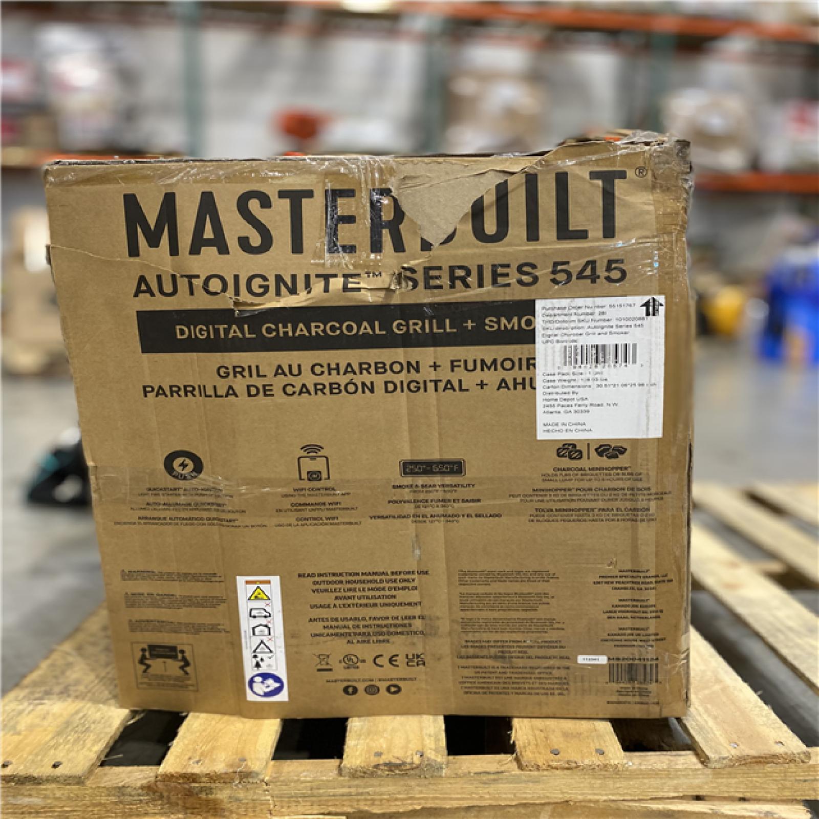 DALLAS LOCATION - Masterbuilt AutoIgnite Series 545 Digital Charcoal Grill and Smoker in Black