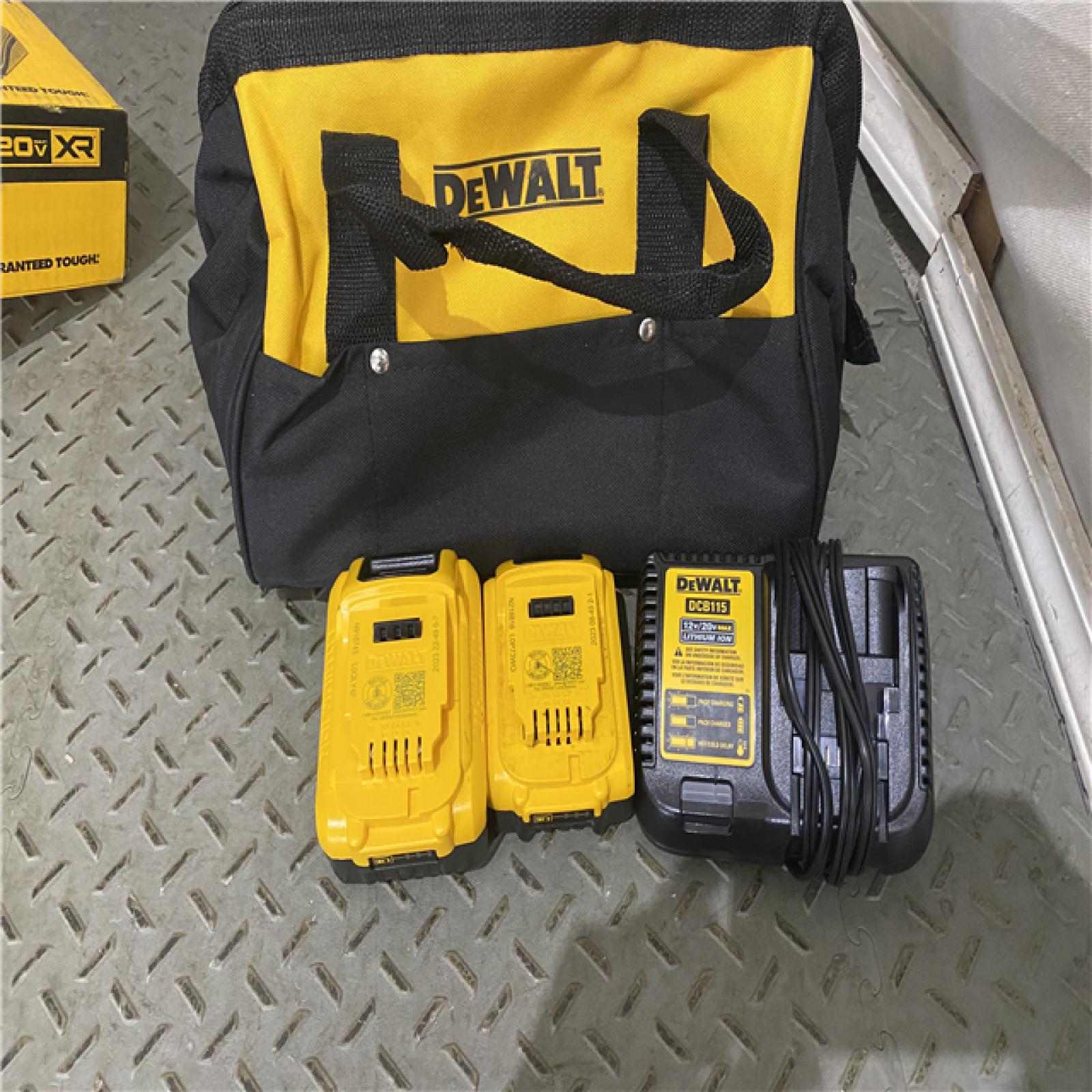 Houston location AS-IS Dewalt-DCB246CK 20V MAX* Lithium Ion Starter Kit