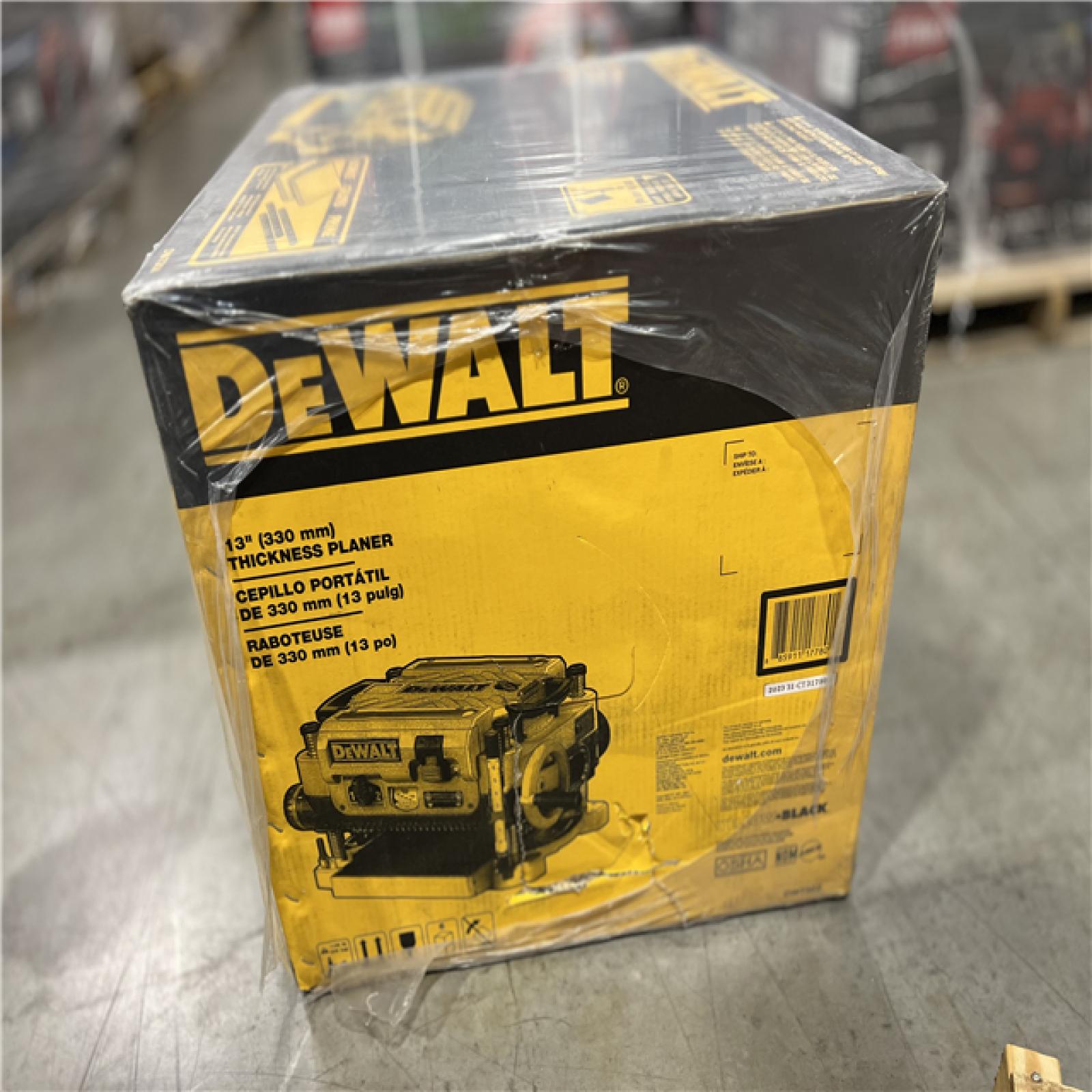 DALLAS LOCATION NEW! - DEWALT 15 Amp Corded 13 in. Heavy-Duty 2-Speed Bench Planer with (3) Knives, In Feed Table and Out Feed Table