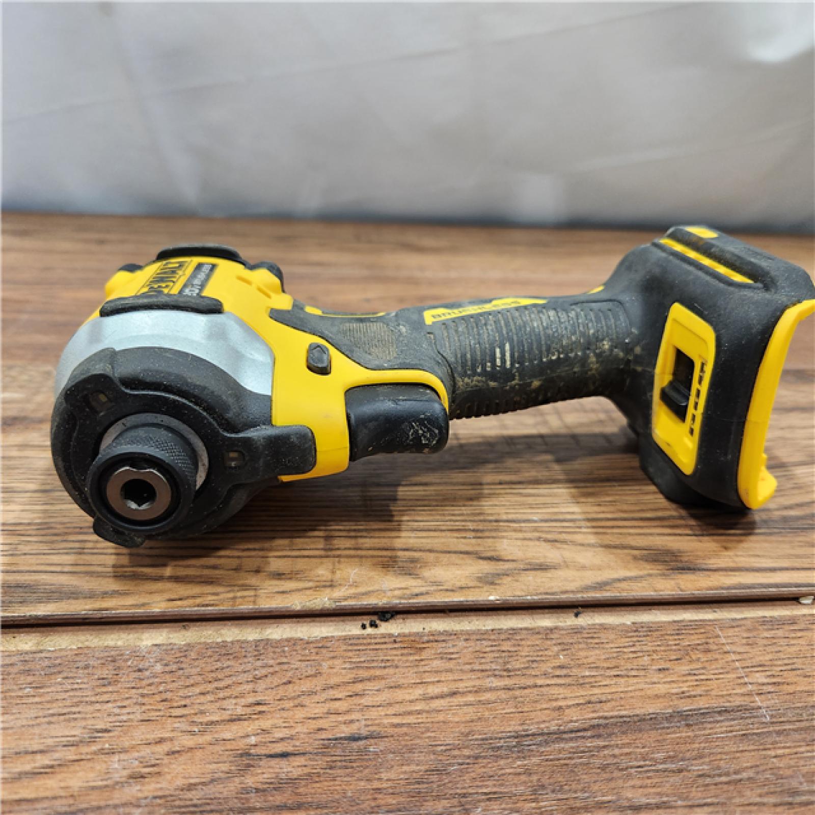 AS-IS DEWALT 20V MAX* XR 1/2  High Torque Impact Wrench with Hog Ring Anvil