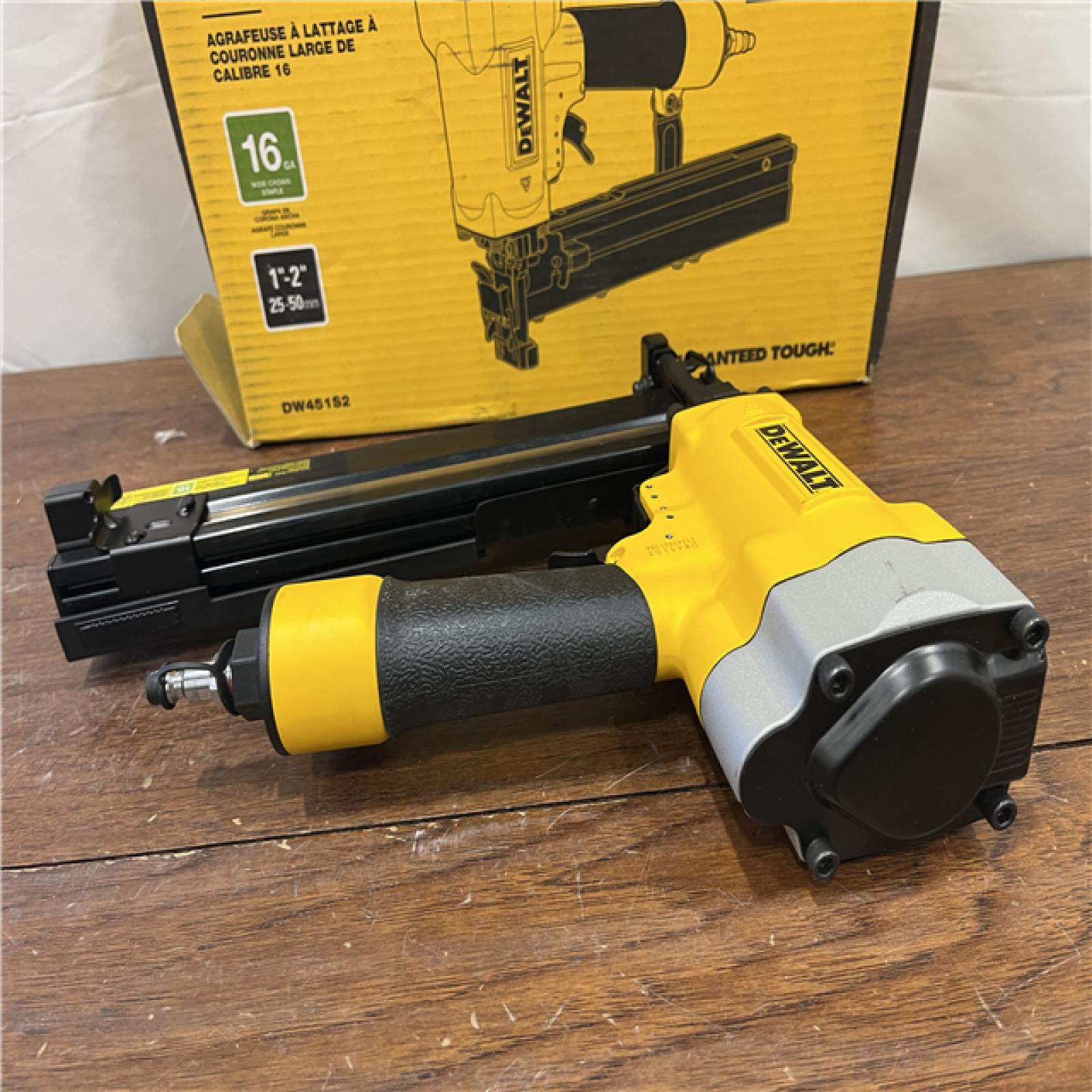 AS-ISDeWalt 16 Gauge 1 Crown 2 Lathing Stapler