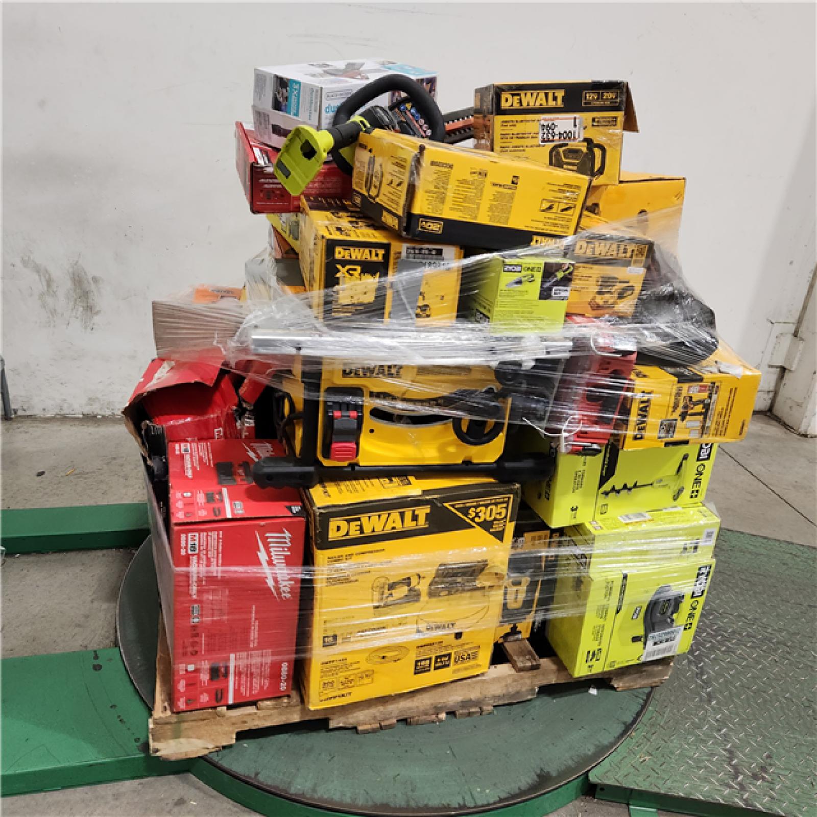 Dallas Location - As-Is Tool Pallet