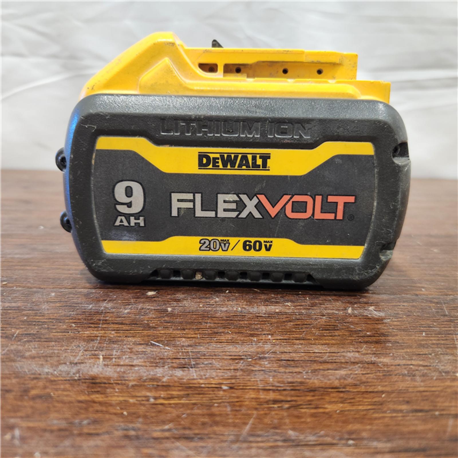 AS-IS Dewalt DWLTDCB609 Dewalt DCB609 FLEXVOLT 20V/60V MAX* B