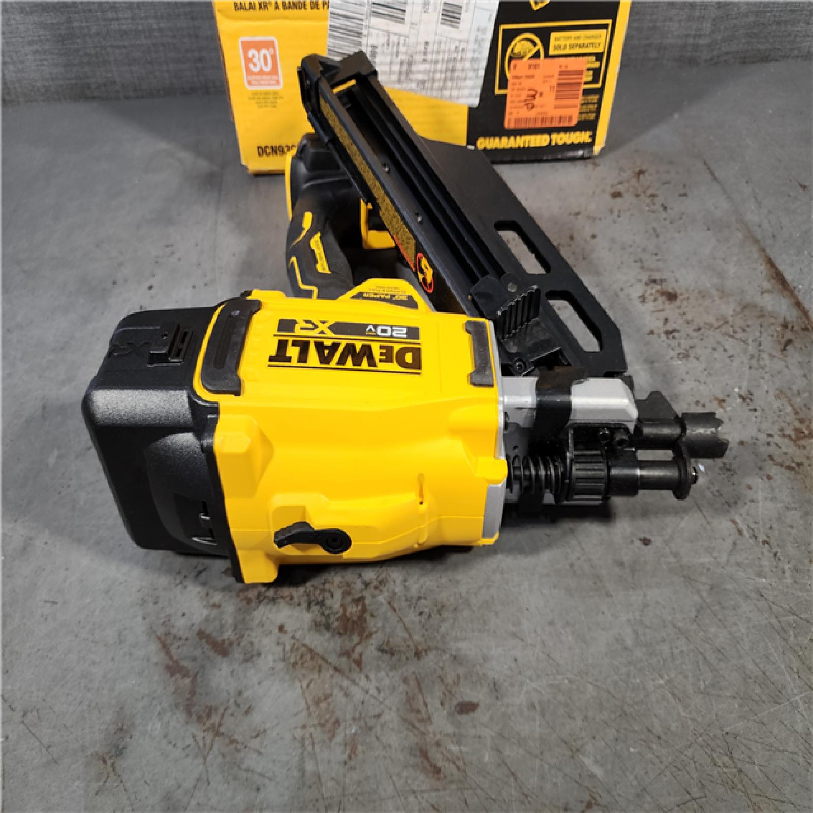 HOUSTON LOCATION - AS-IS DEWALT 20-Volt 30Â° Cordless Framing Nailer (Tool-Only)