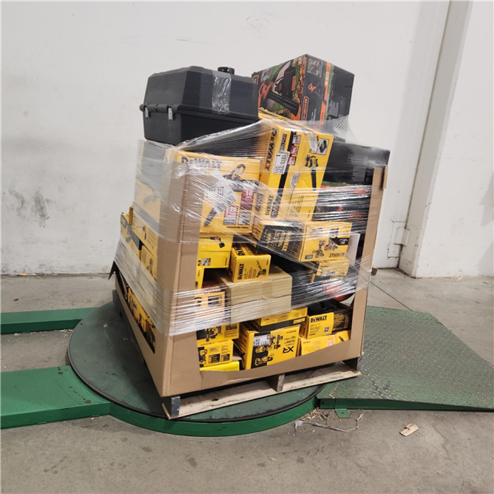 Dallas Location - As-Is DEWALT Tool Pallet