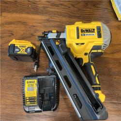 AS-IS DeWalt 20V MAX Brushless Cordless 2-Speed 30° Paper Collated Framing Nailer Kit